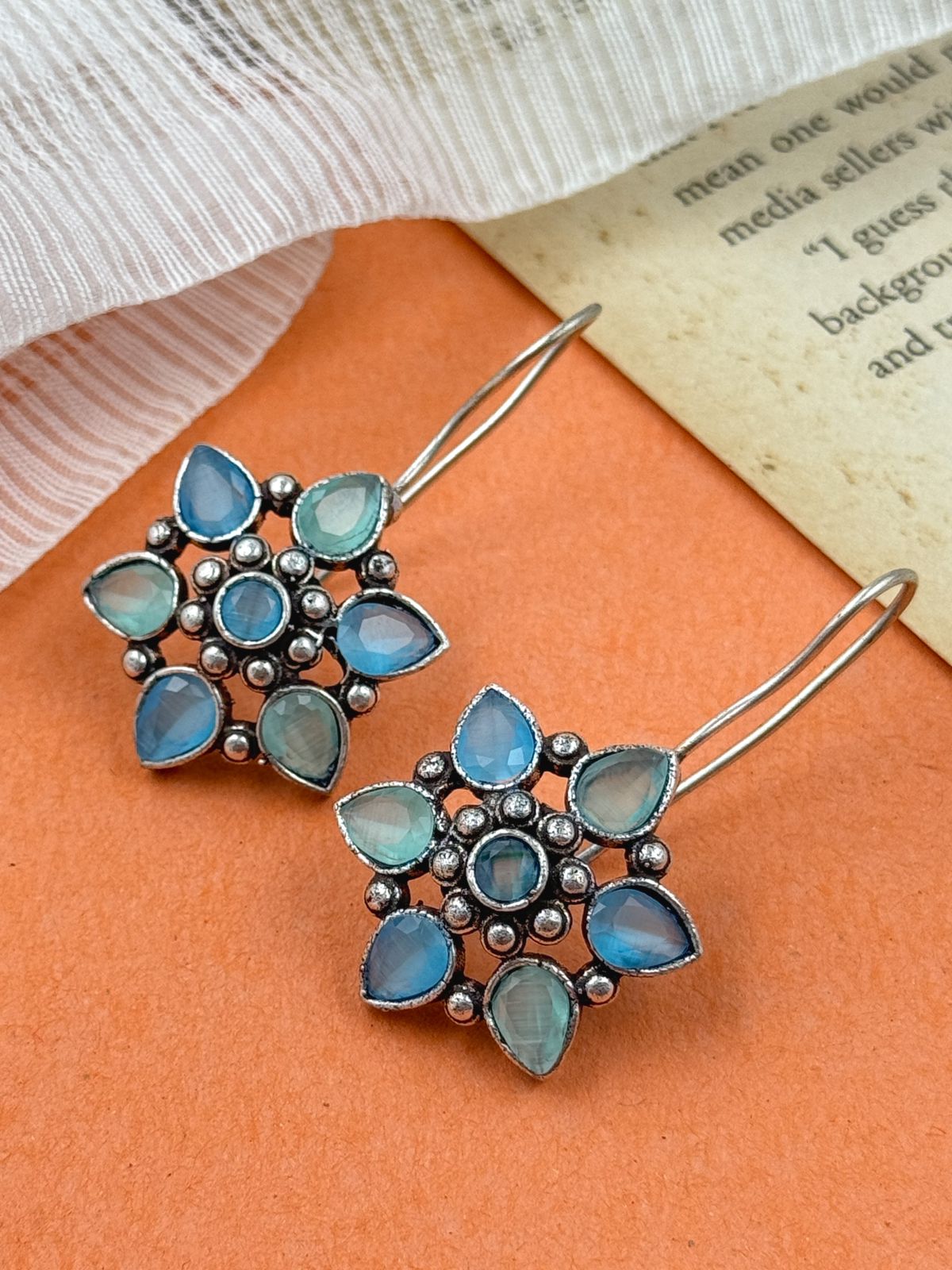 AYAANA STUD EARRINGS