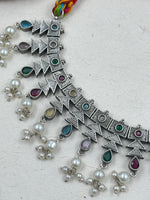 Load image into Gallery viewer, ISHIKA STONE NECKLACE SET