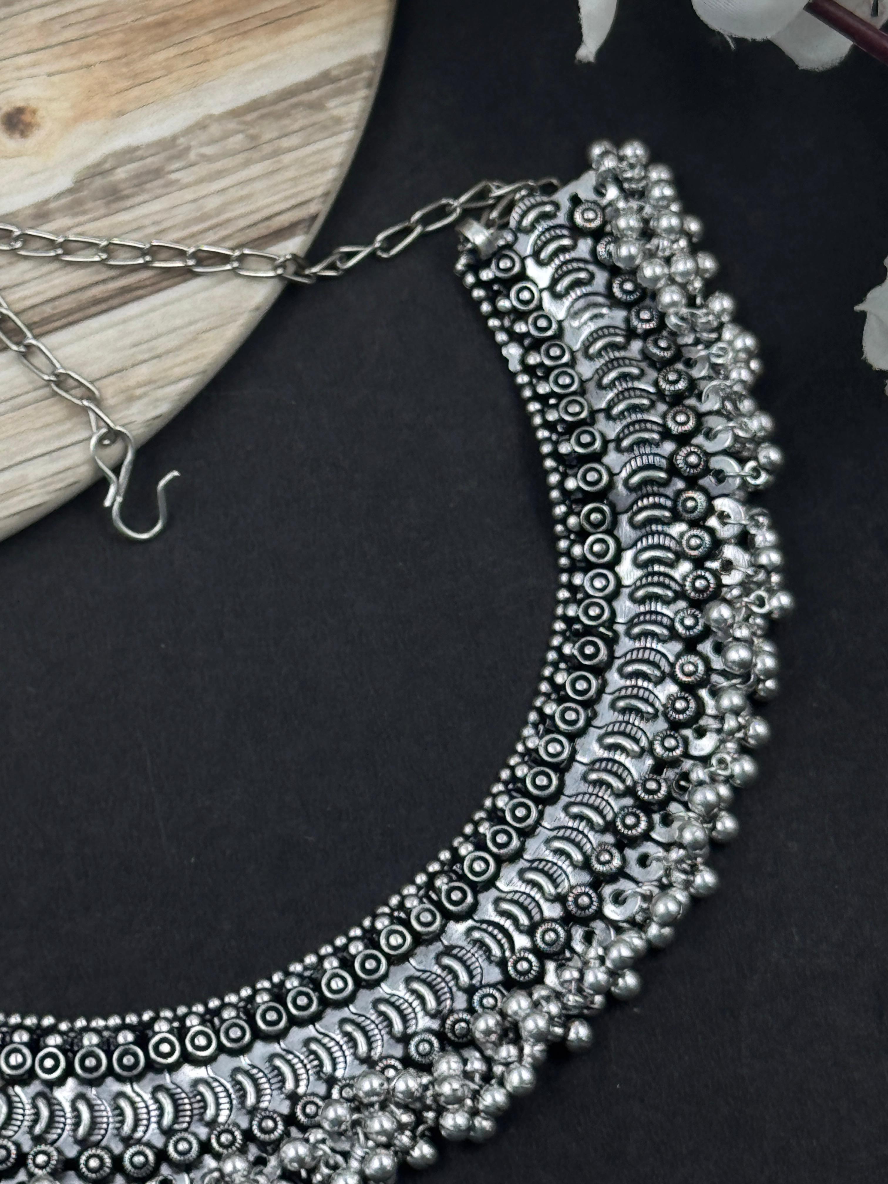 OXIDISED GHUNGROO CHOKER JEWELLERY SET