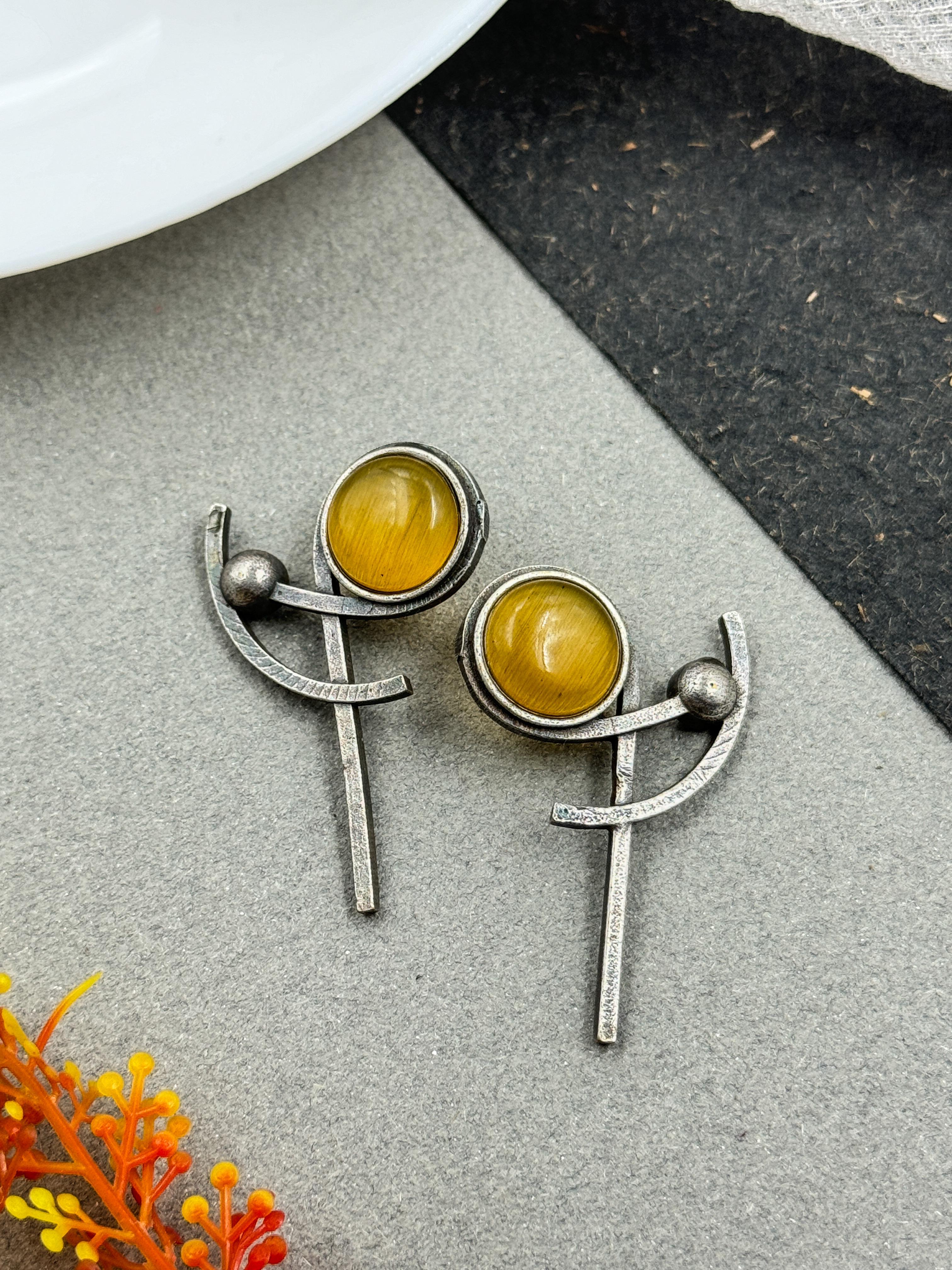 ADITI OXIDISED STONE STUD EARRINGS