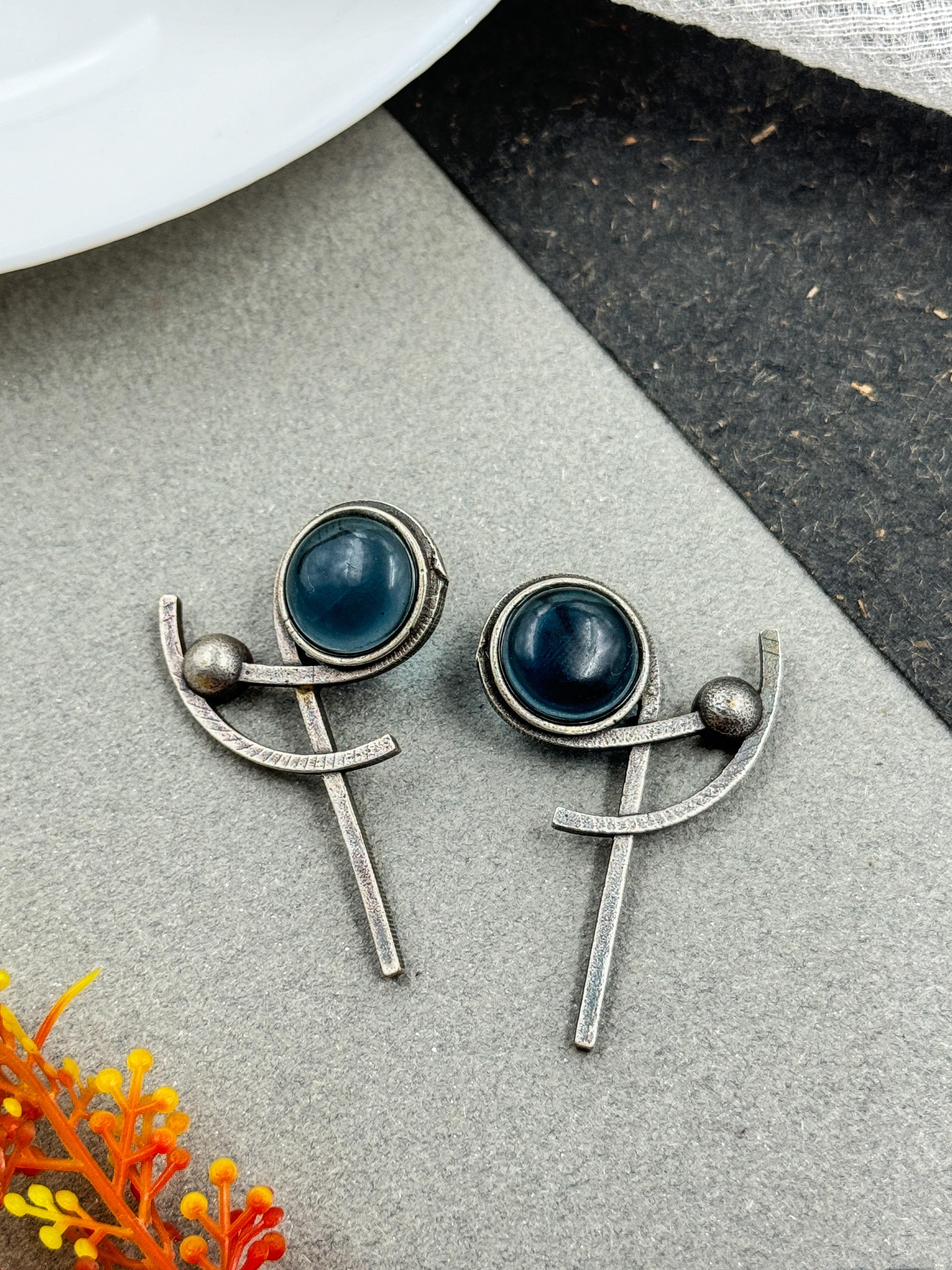 ADITI OXIDISED STONE STUD EARRINGS