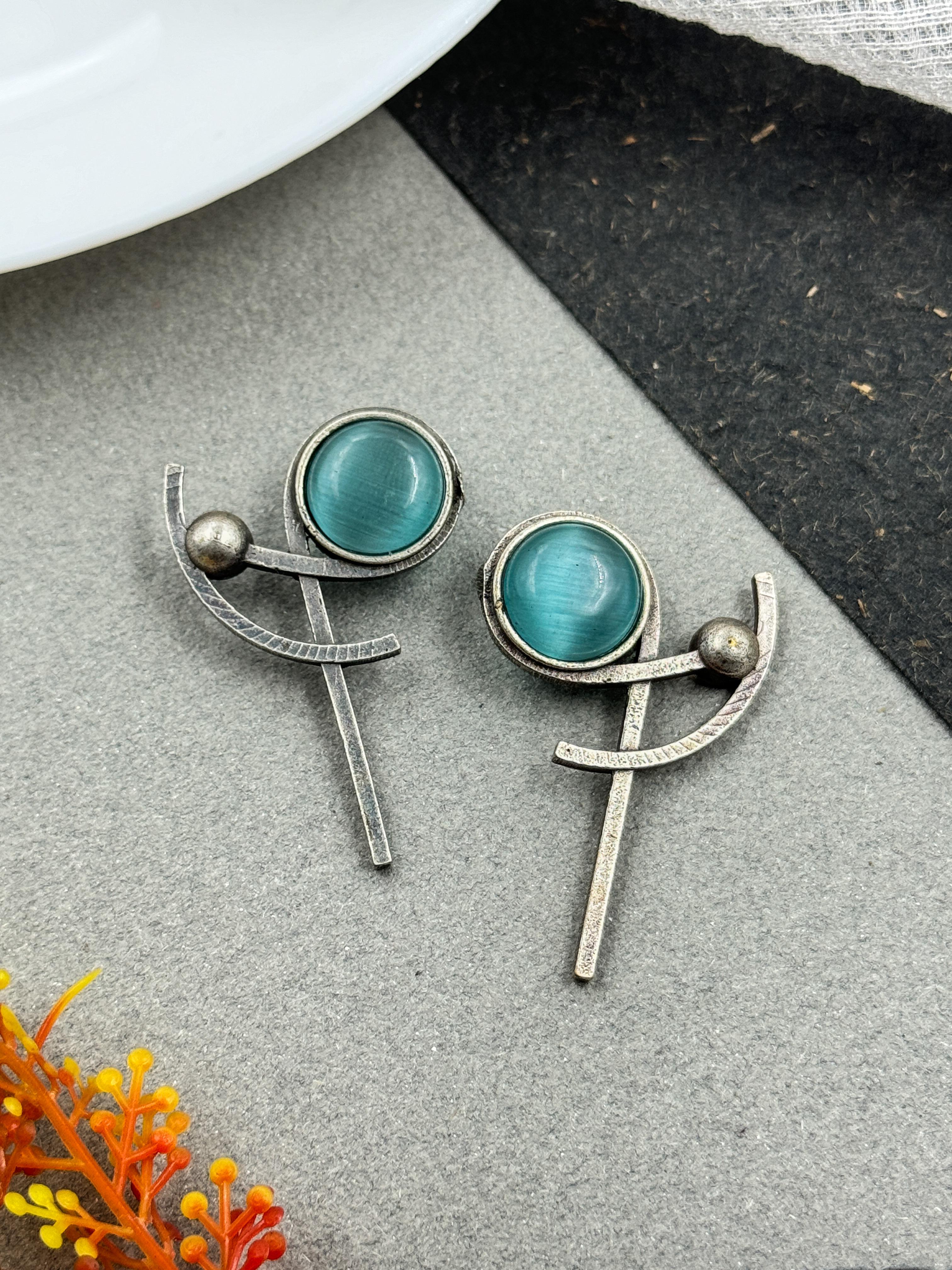 ADITI OXIDISED STONE STUD EARRINGS