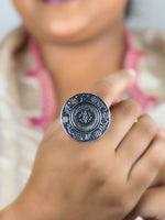 Load image into Gallery viewer, MISHA DESIGNER OXIDISED SILVER RING