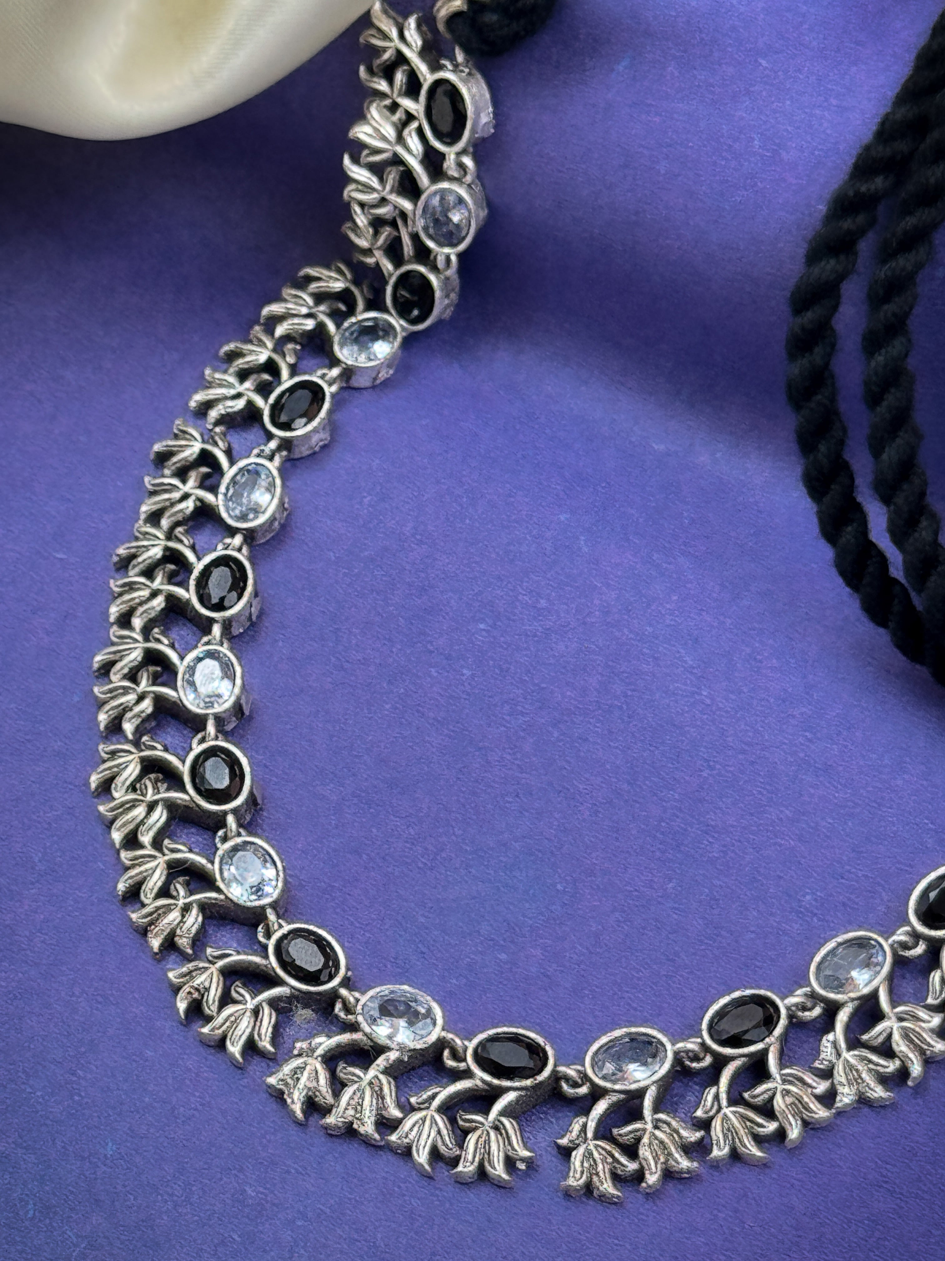 ITIKA STONE NECKLACE SET