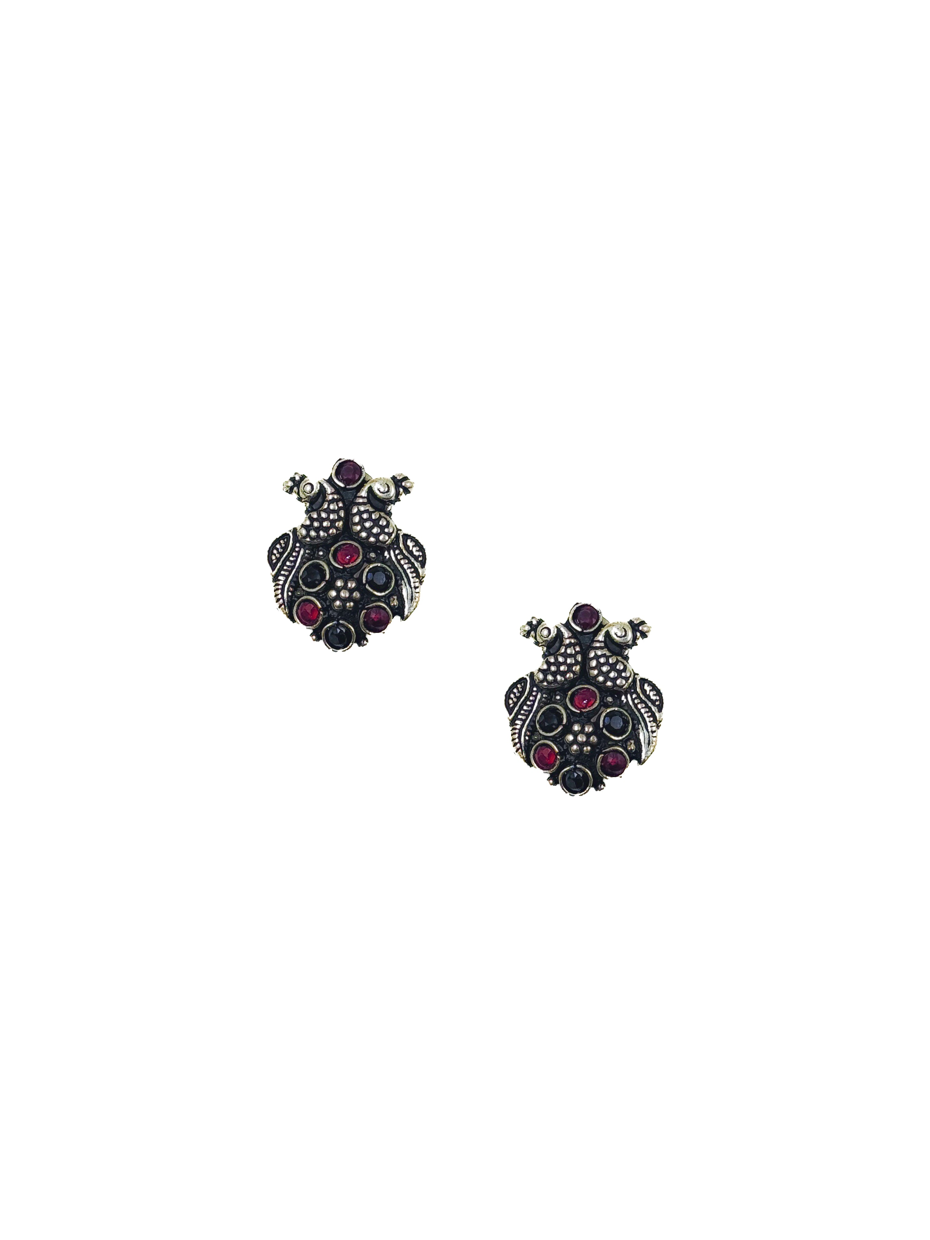 SANVI HANDMADE STONE NECKLACE SET