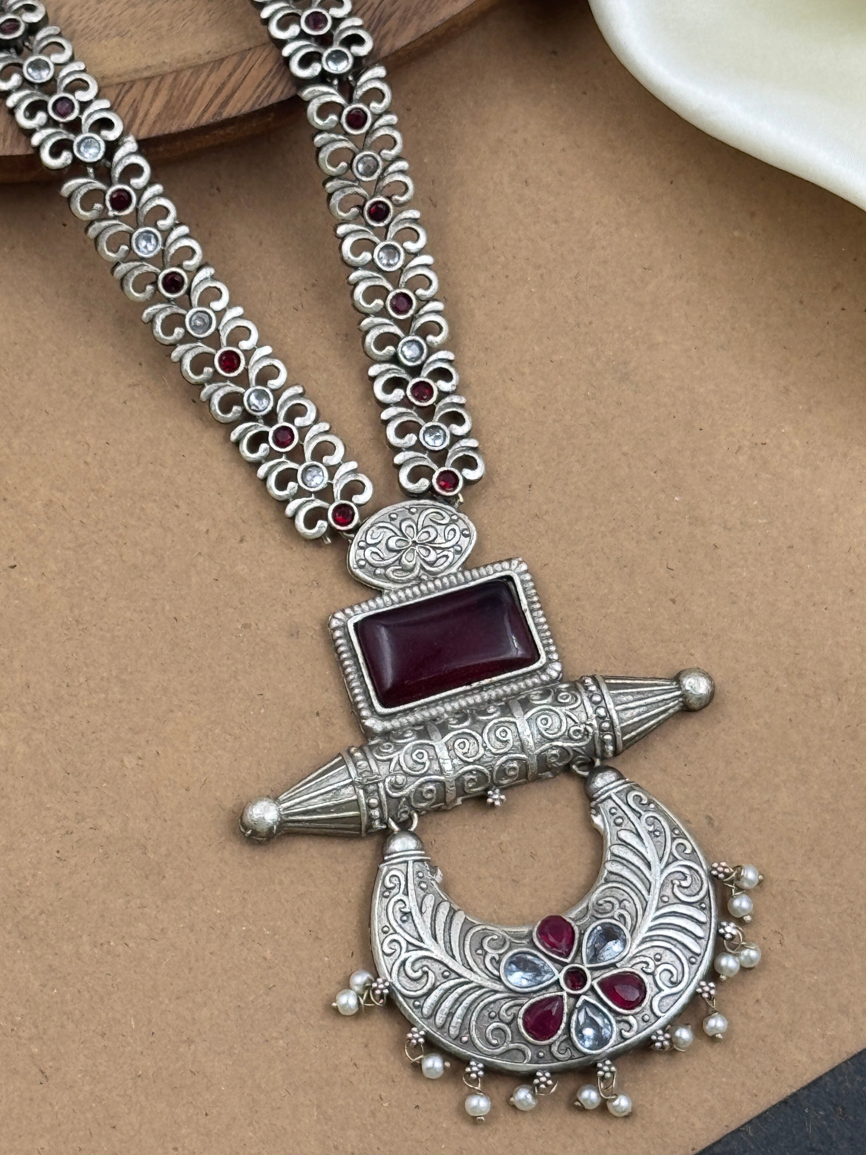 Bella Stone Necklace Set