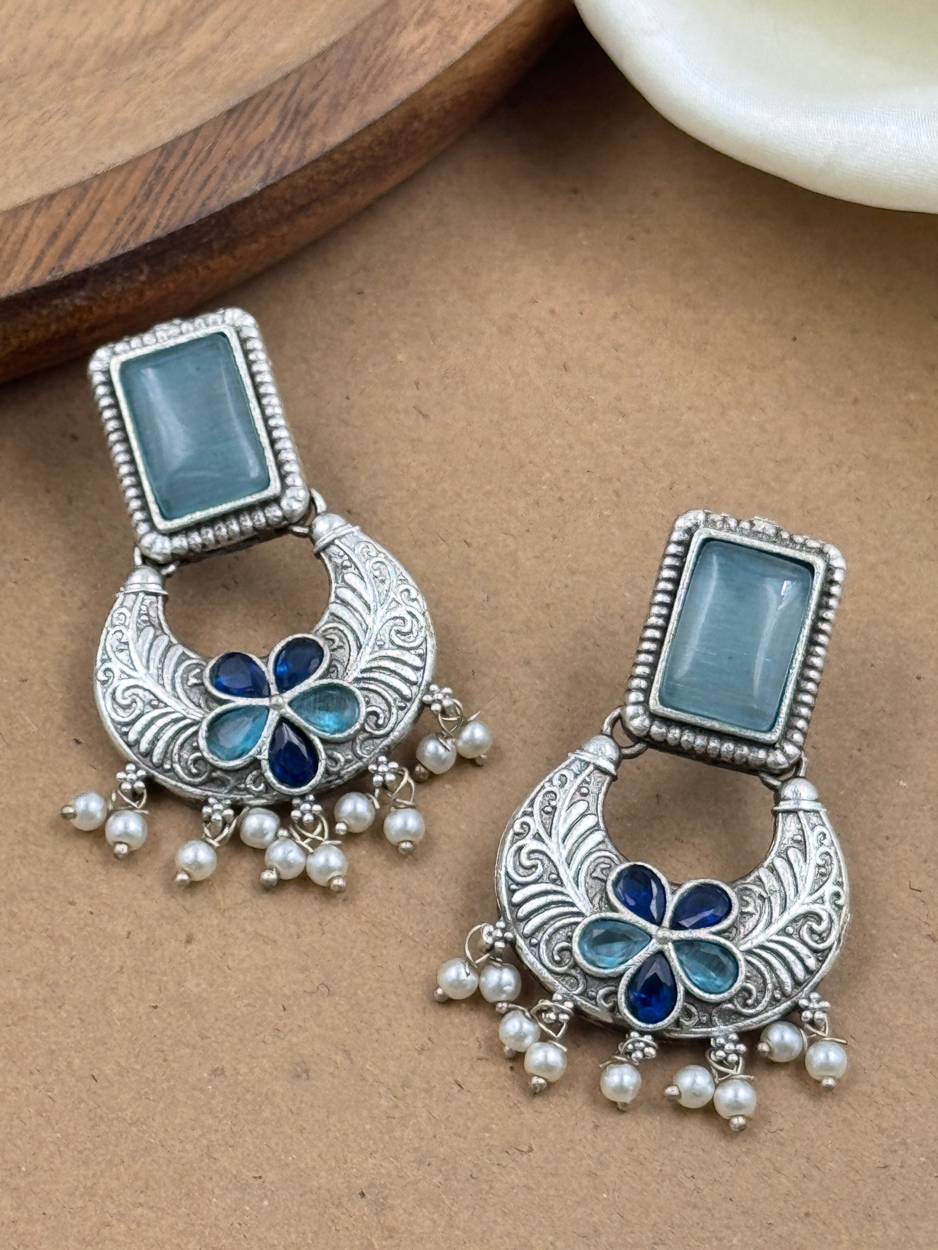 Bella Stone Necklace Set