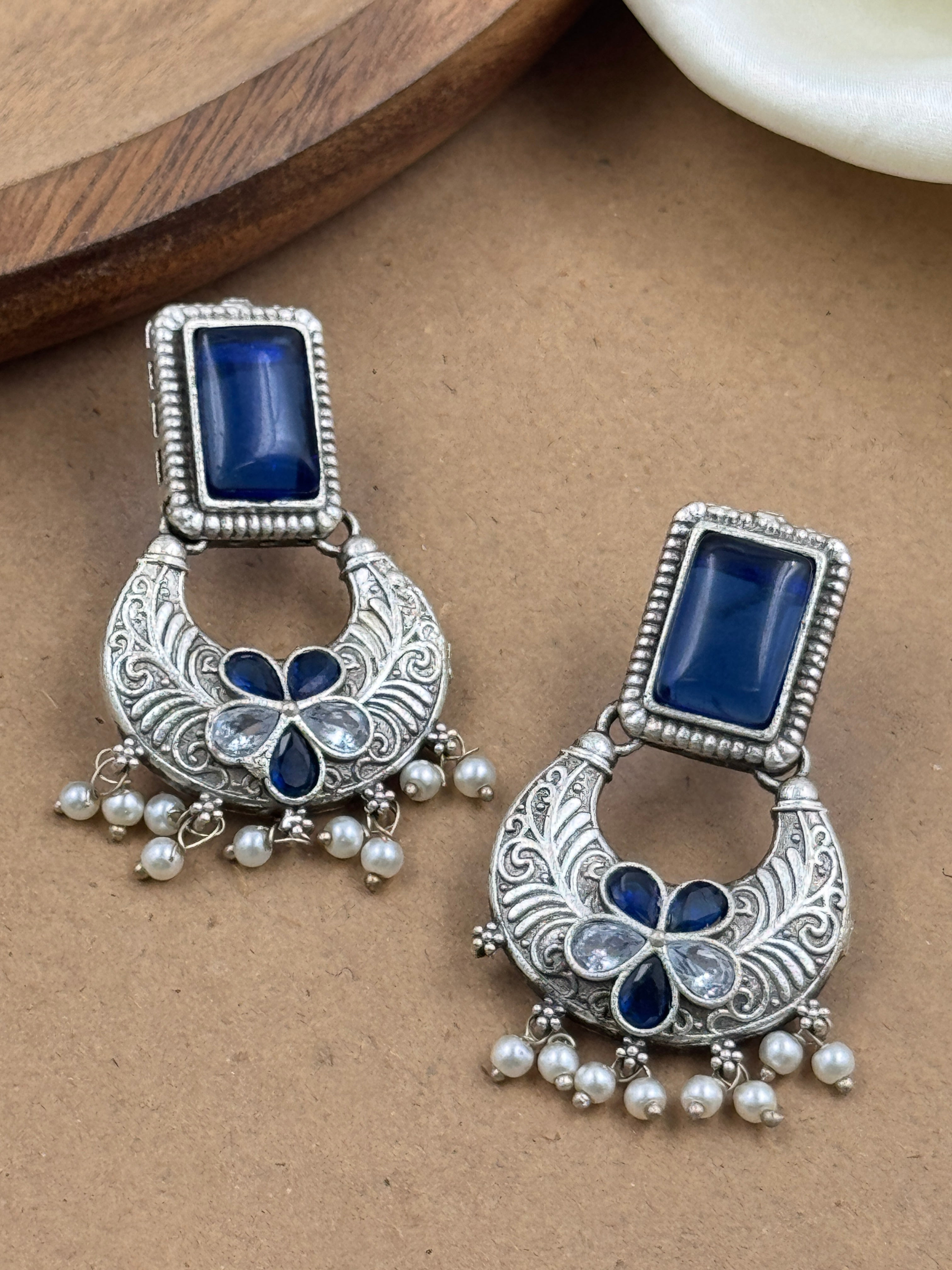 Bella Stone Necklace Set