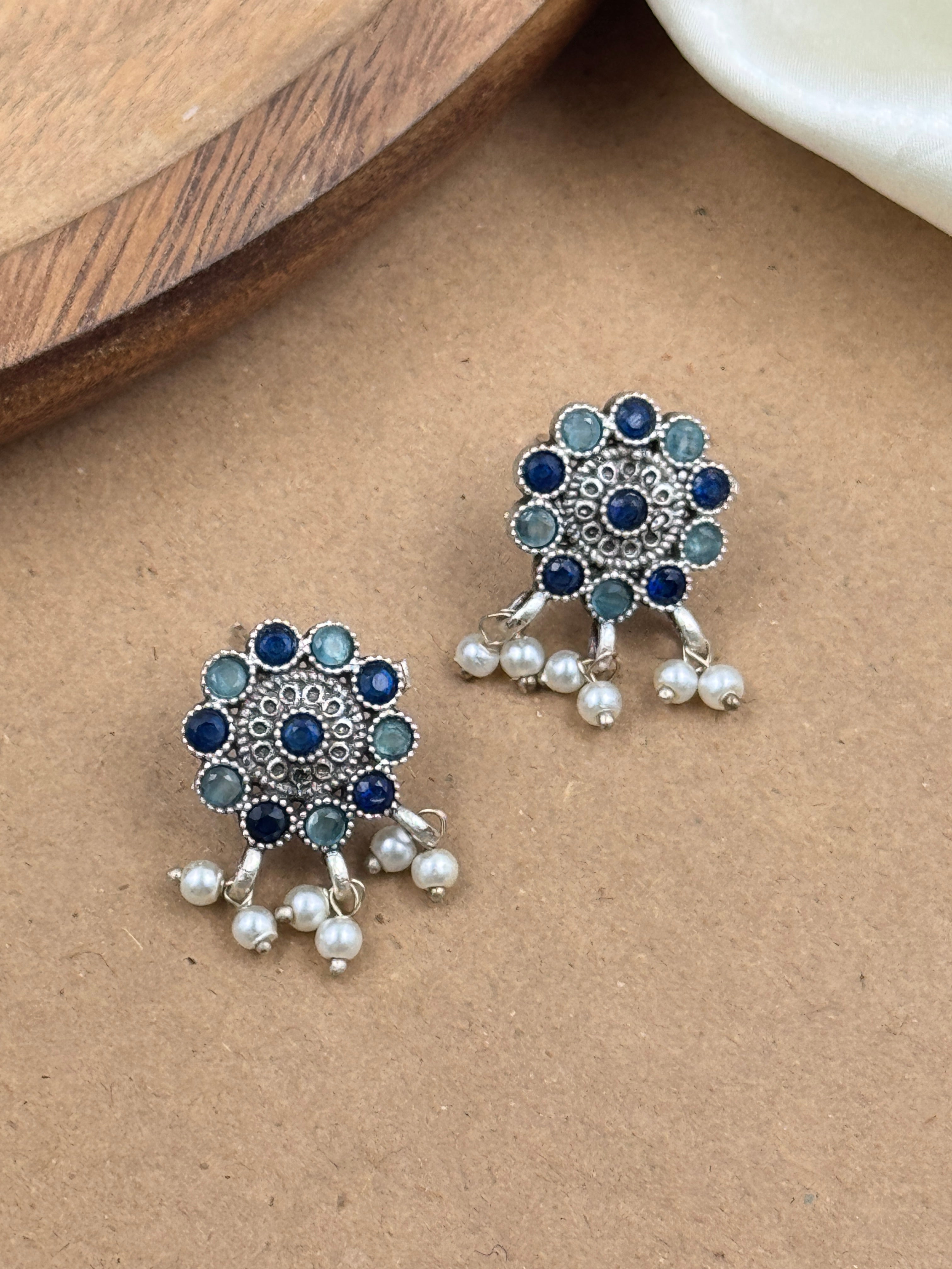 Lily Stone Necklace Set