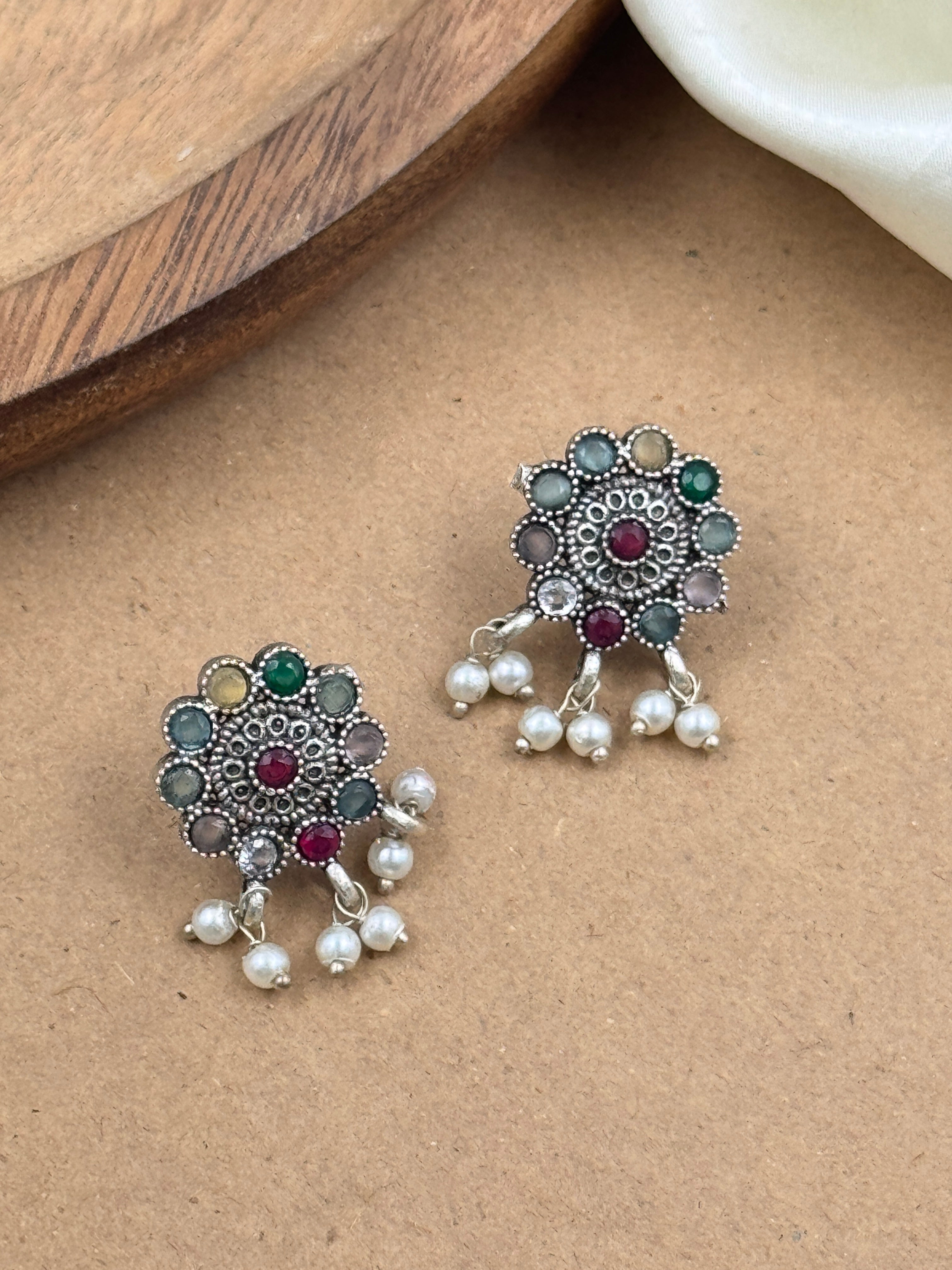 Lily Stone Necklace Set