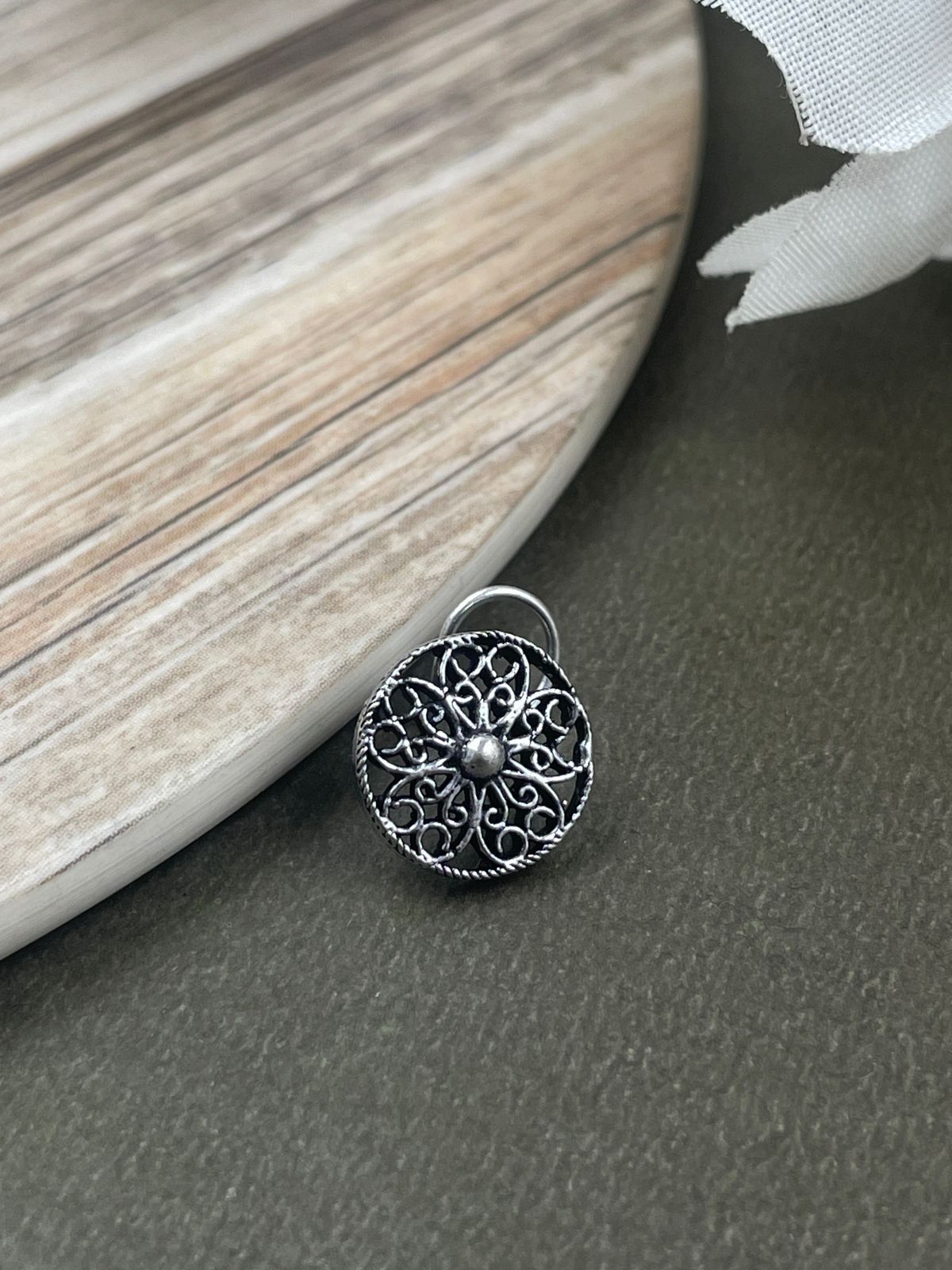 Yuti Oxidised Piercing Nosepin Combo Of 4