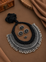 Load image into Gallery viewer, Ghungroo Choker Jewellery Set