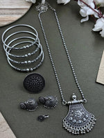 Load image into Gallery viewer, Nidhi 5 PieceJewellery Set