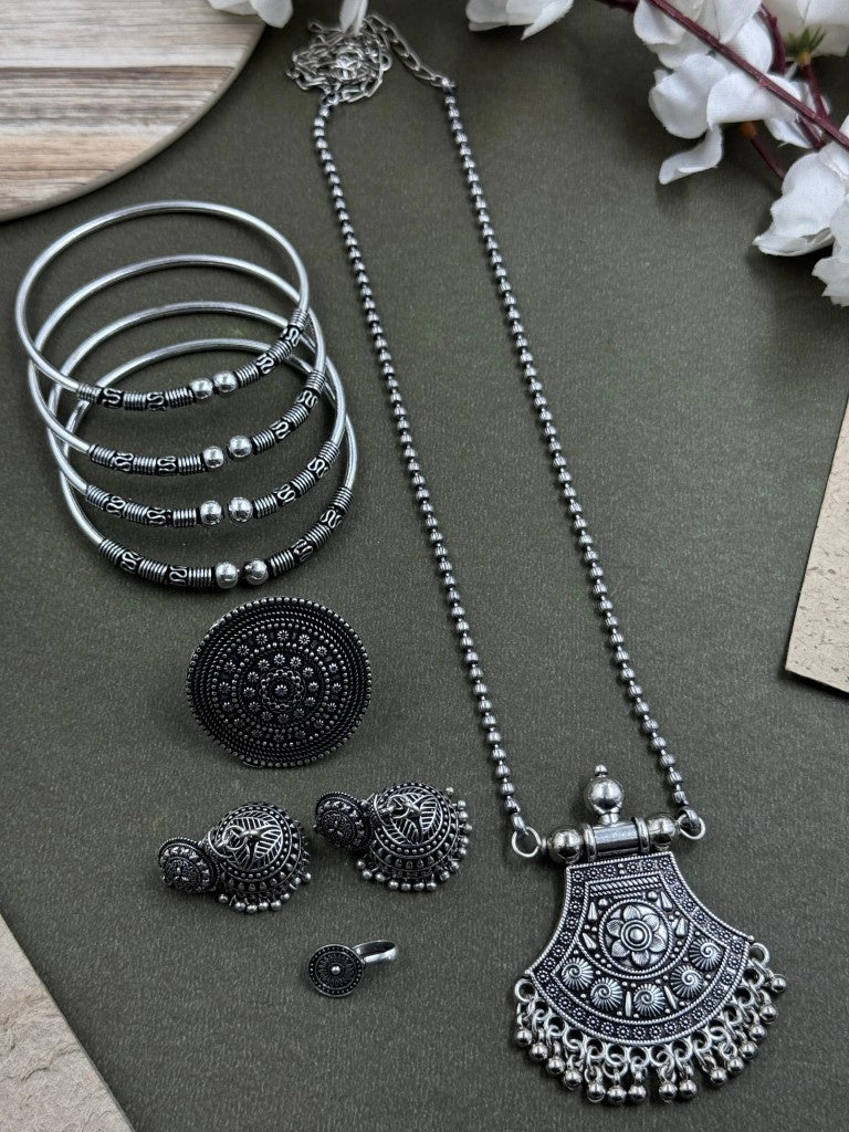 Nidhi 5 PieceJewellery Set