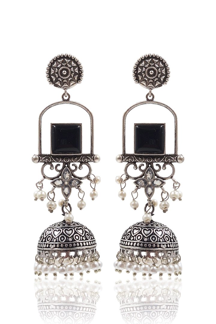 Aanvi Jhumka Earrings