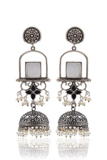 Load image into Gallery viewer, Aanvi Jhumka Earrings