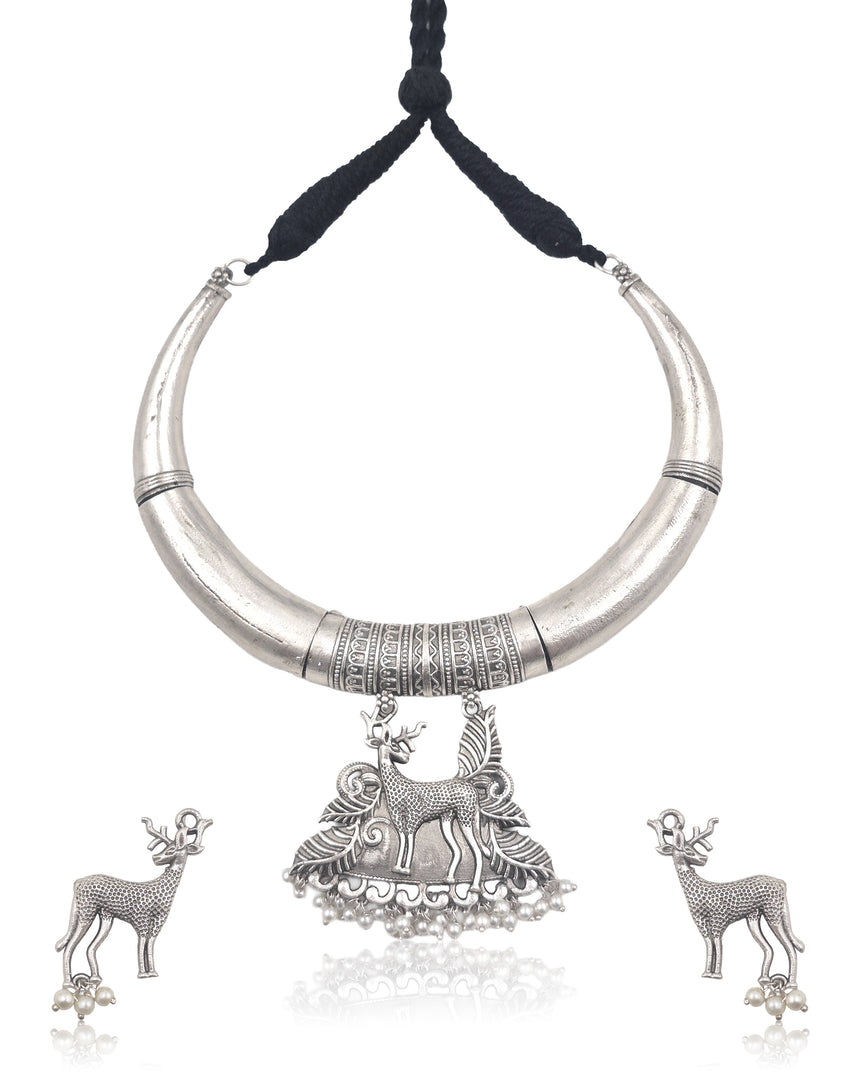 Deer Hasli Necklace Set