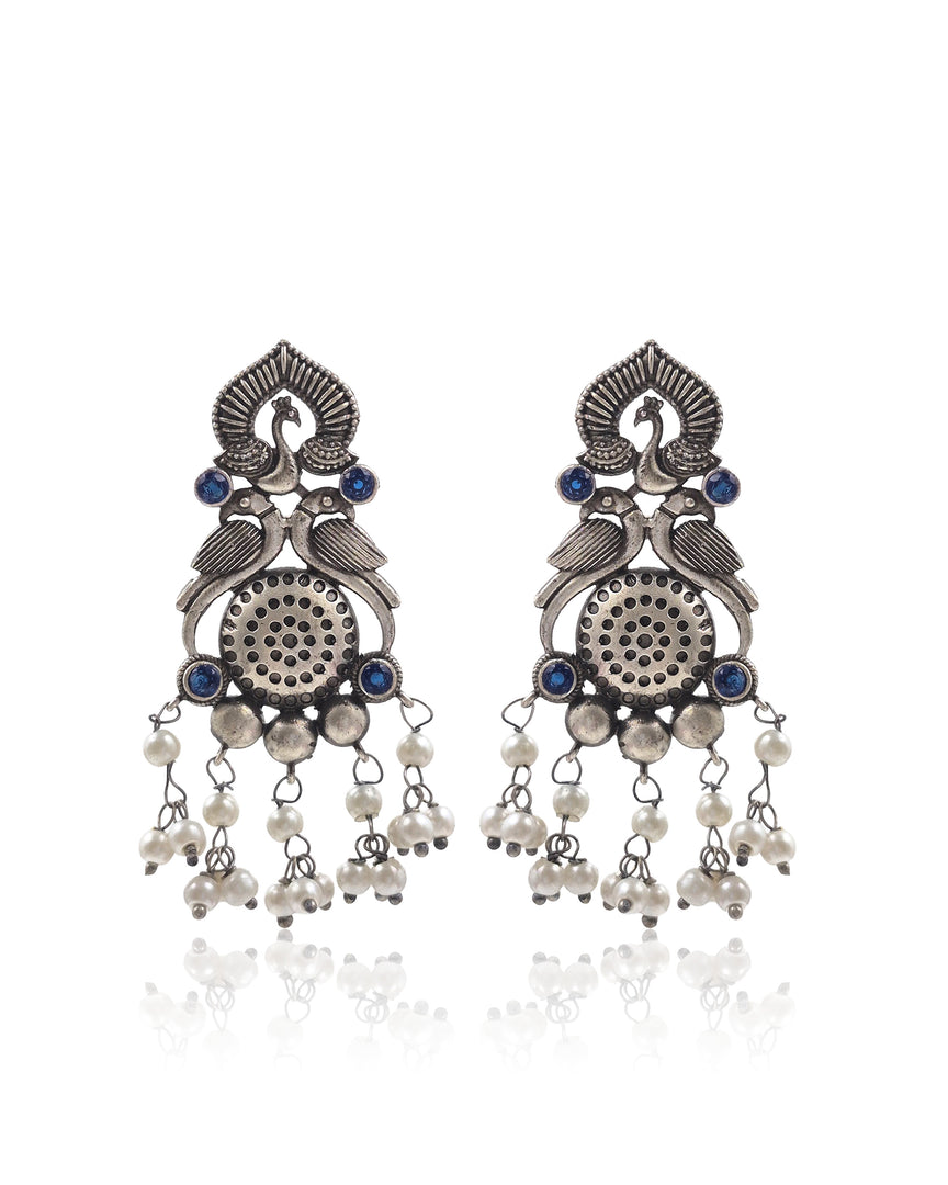 KEYA DANGLER EARRINGS