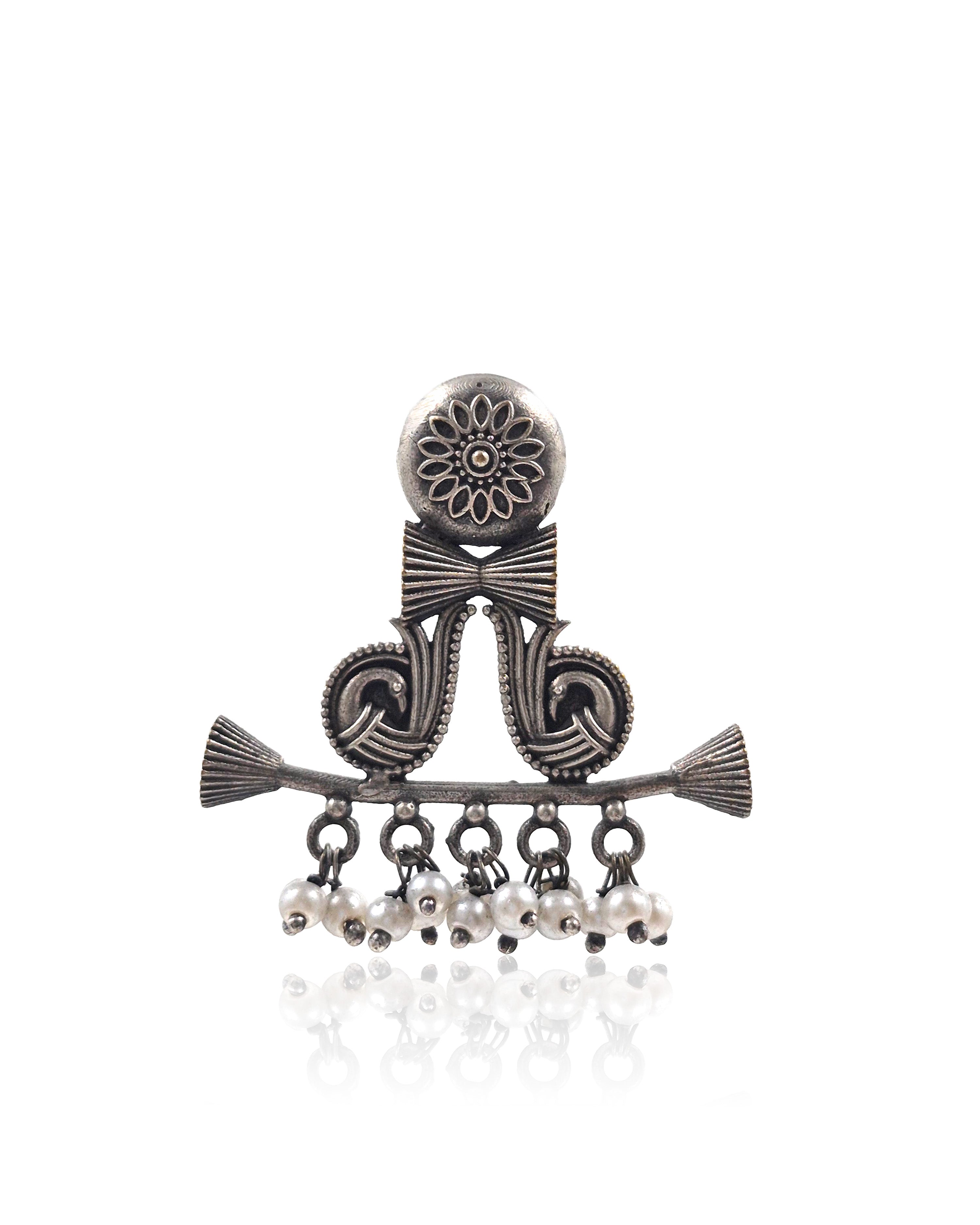 YUVIKA SILVER LOOKALIKE STUD EARRINGS
