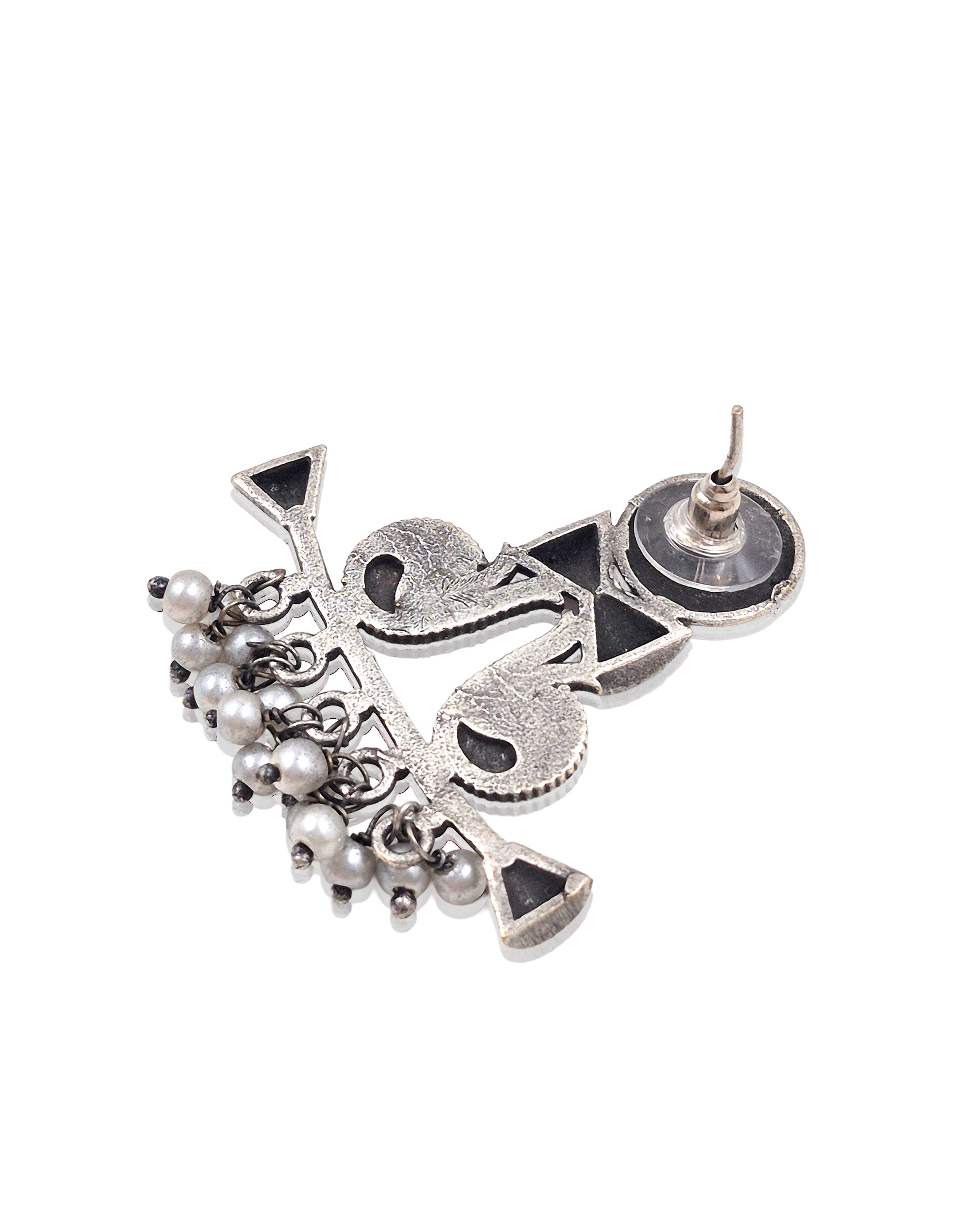 YUVIKA SILVER LOOKALIKE STUD EARRINGS