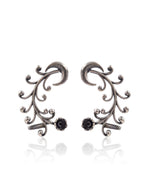 Load image into Gallery viewer, PIHU STUD EARRINGS