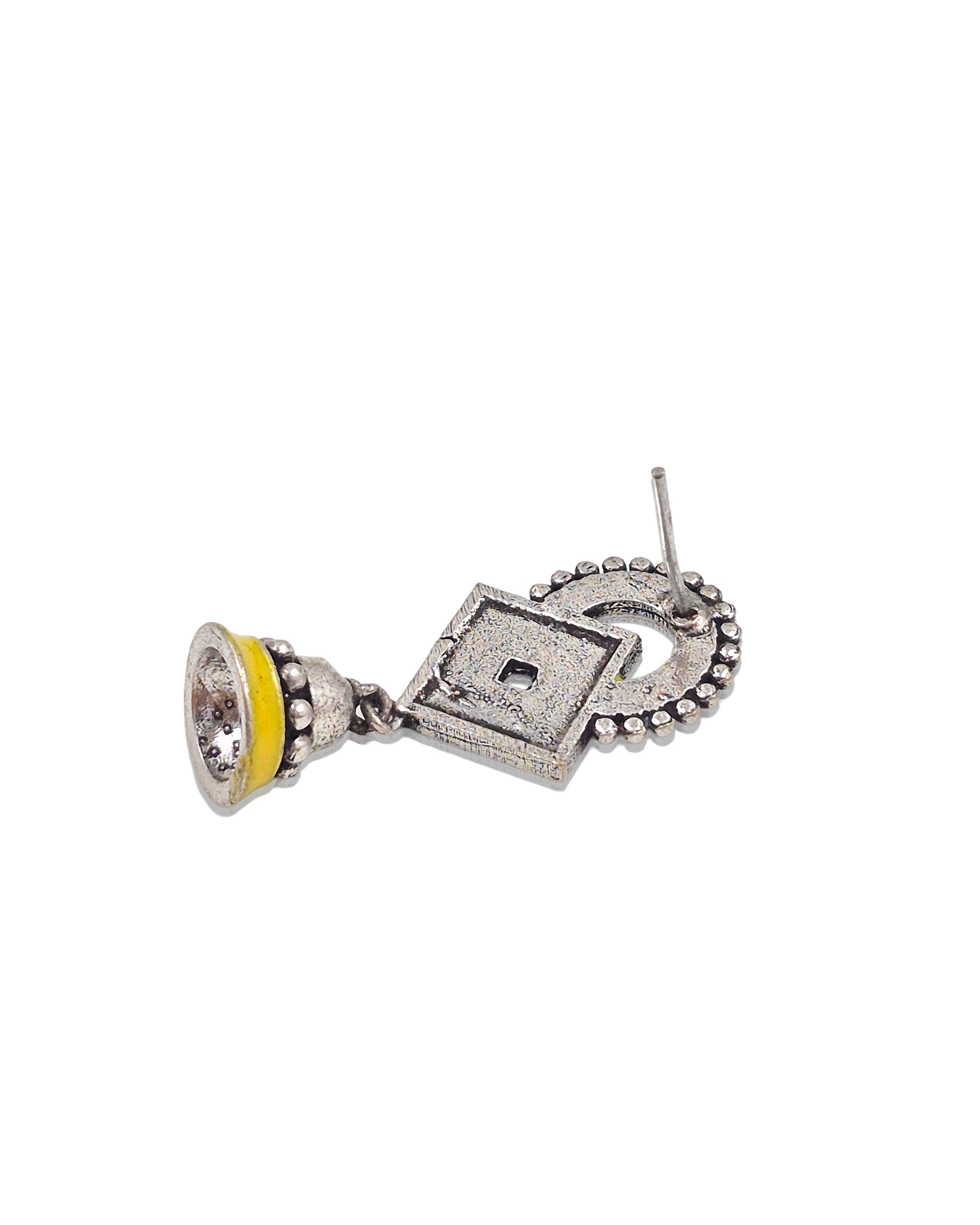 KAVYA DANGLER EARRINGS