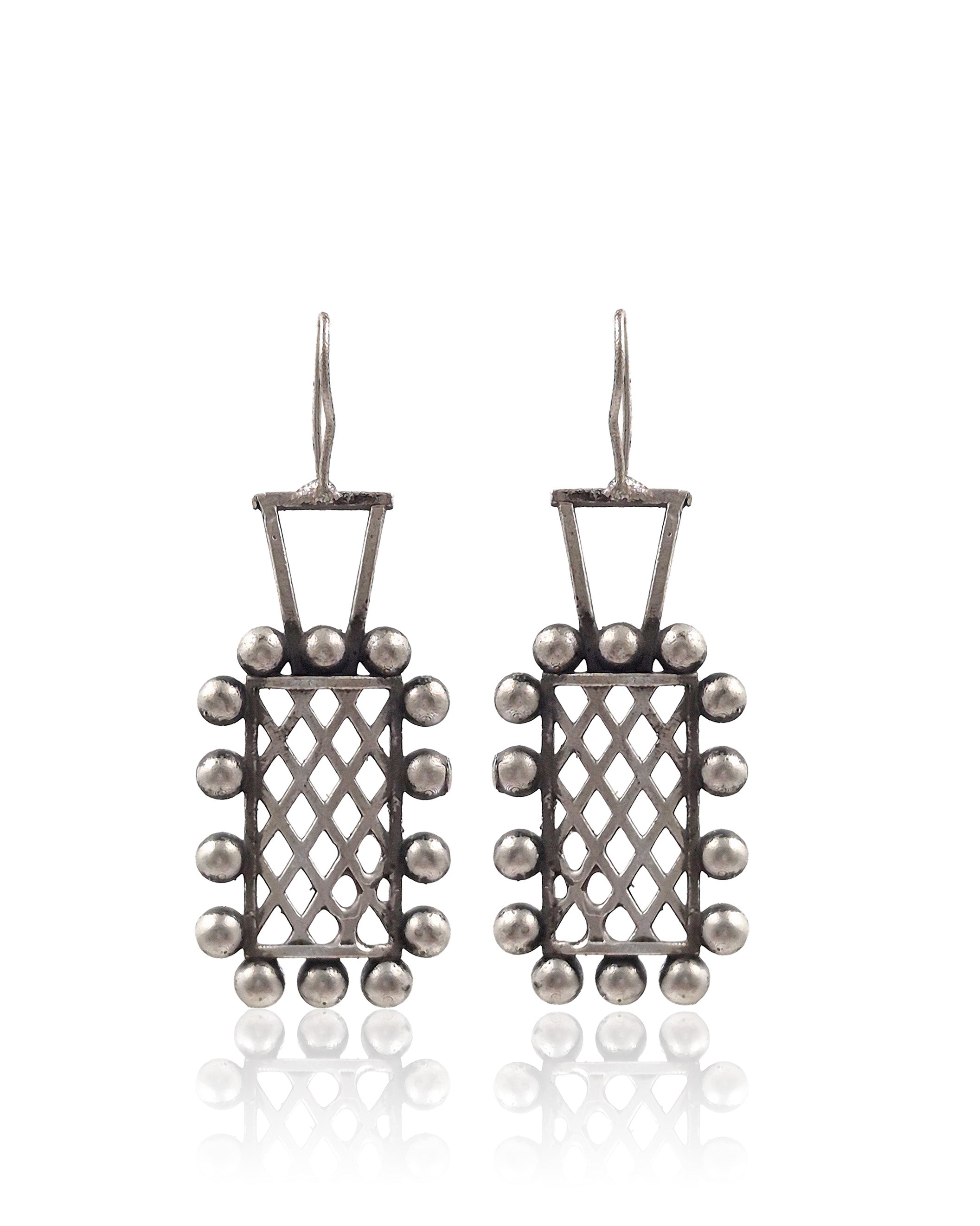 SIYA SILVER LOOKALIKE STUD EARRINGS