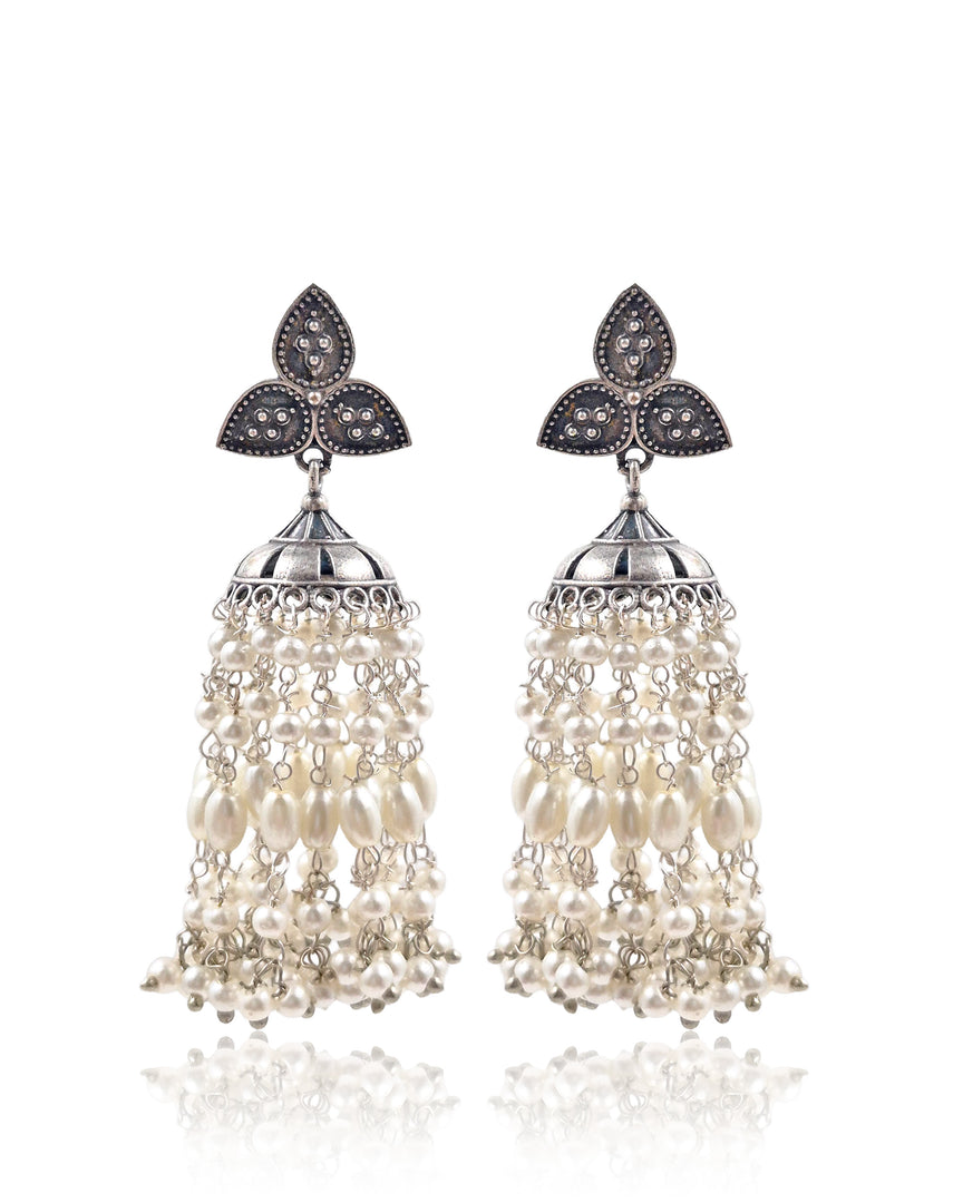 Aashi Pearl Earrings
