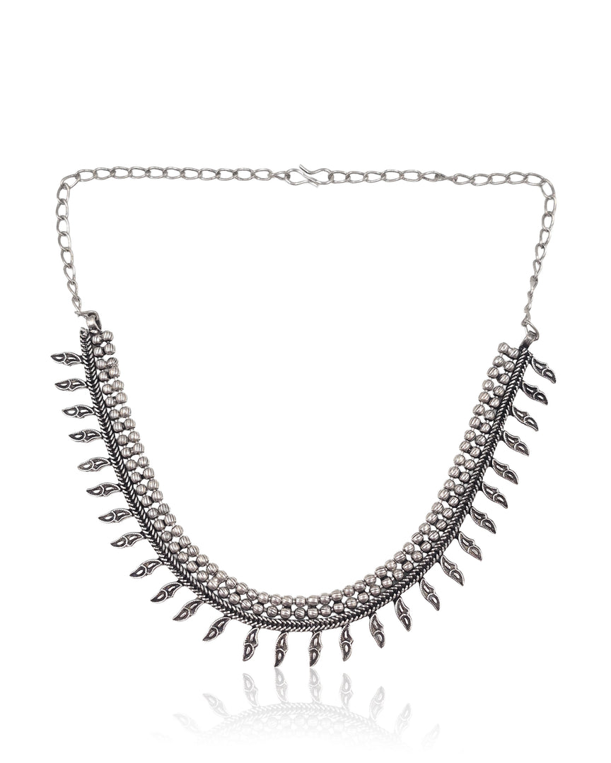 AADHYA BRASS MATERIAL SHORT NECKLACE