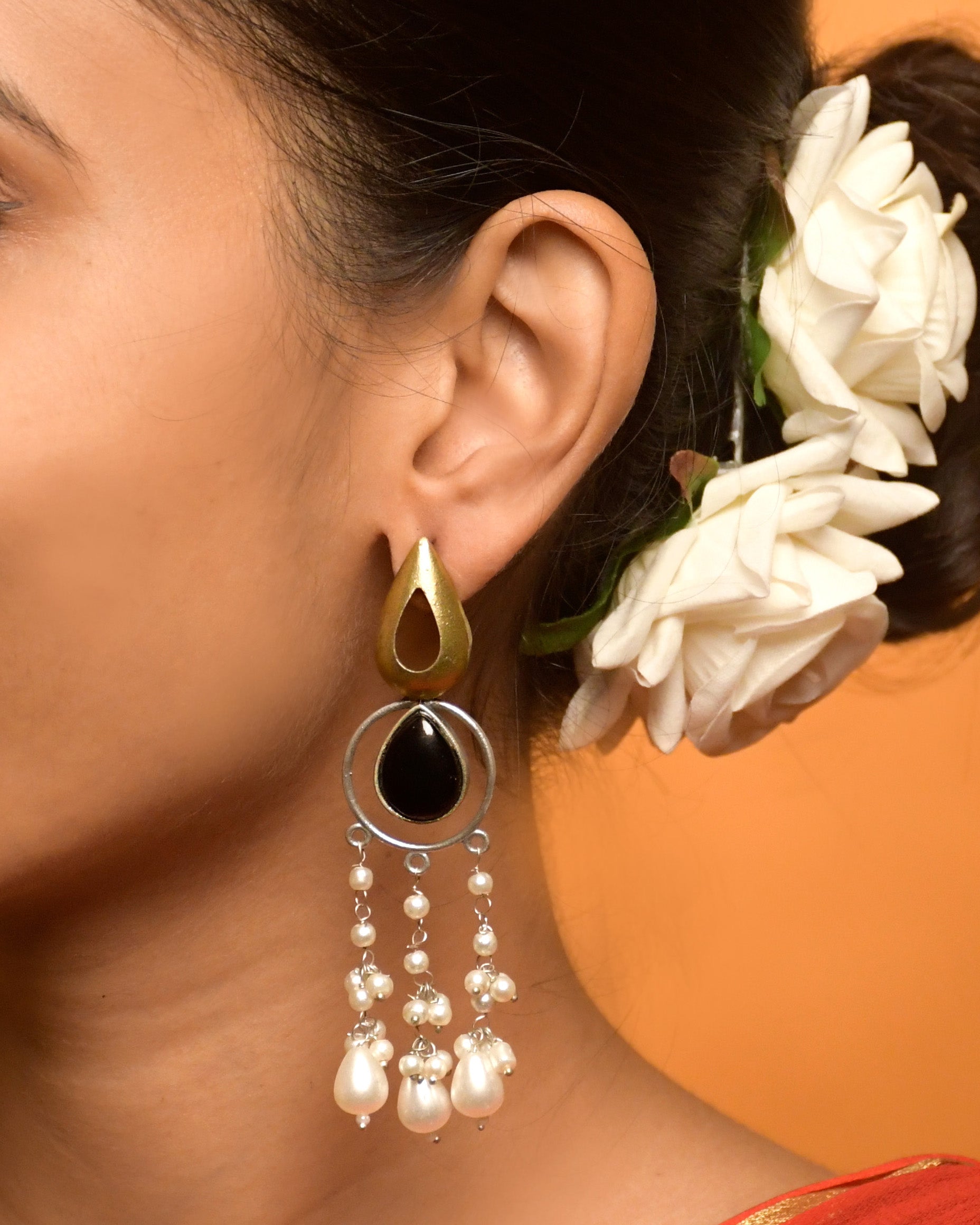 Noir Pearl Dangler Earrings