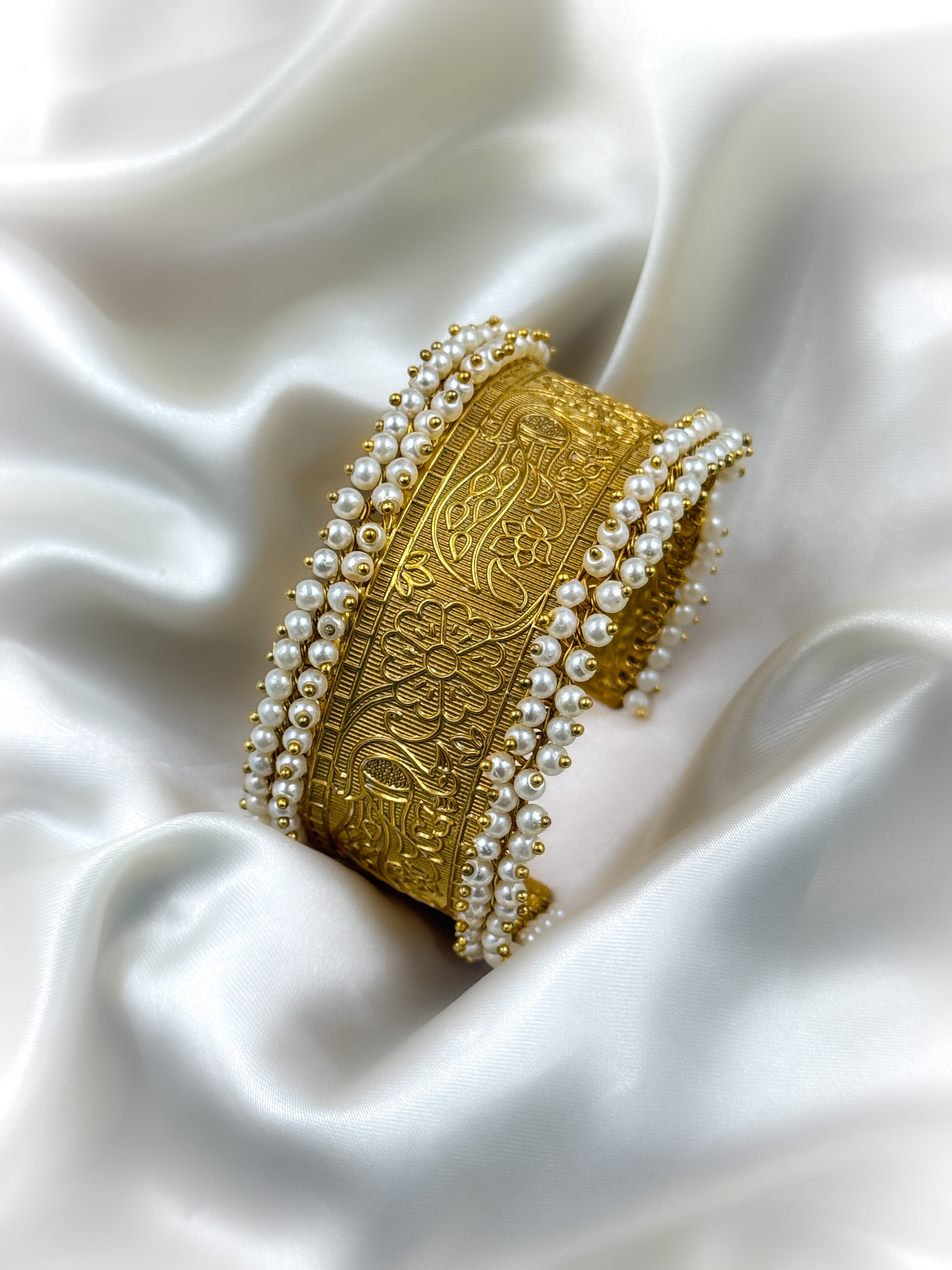 GOLDEN HANDMADE KADA