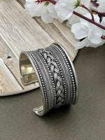 Load image into Gallery viewer, Yashmin Silver Jewellery Set