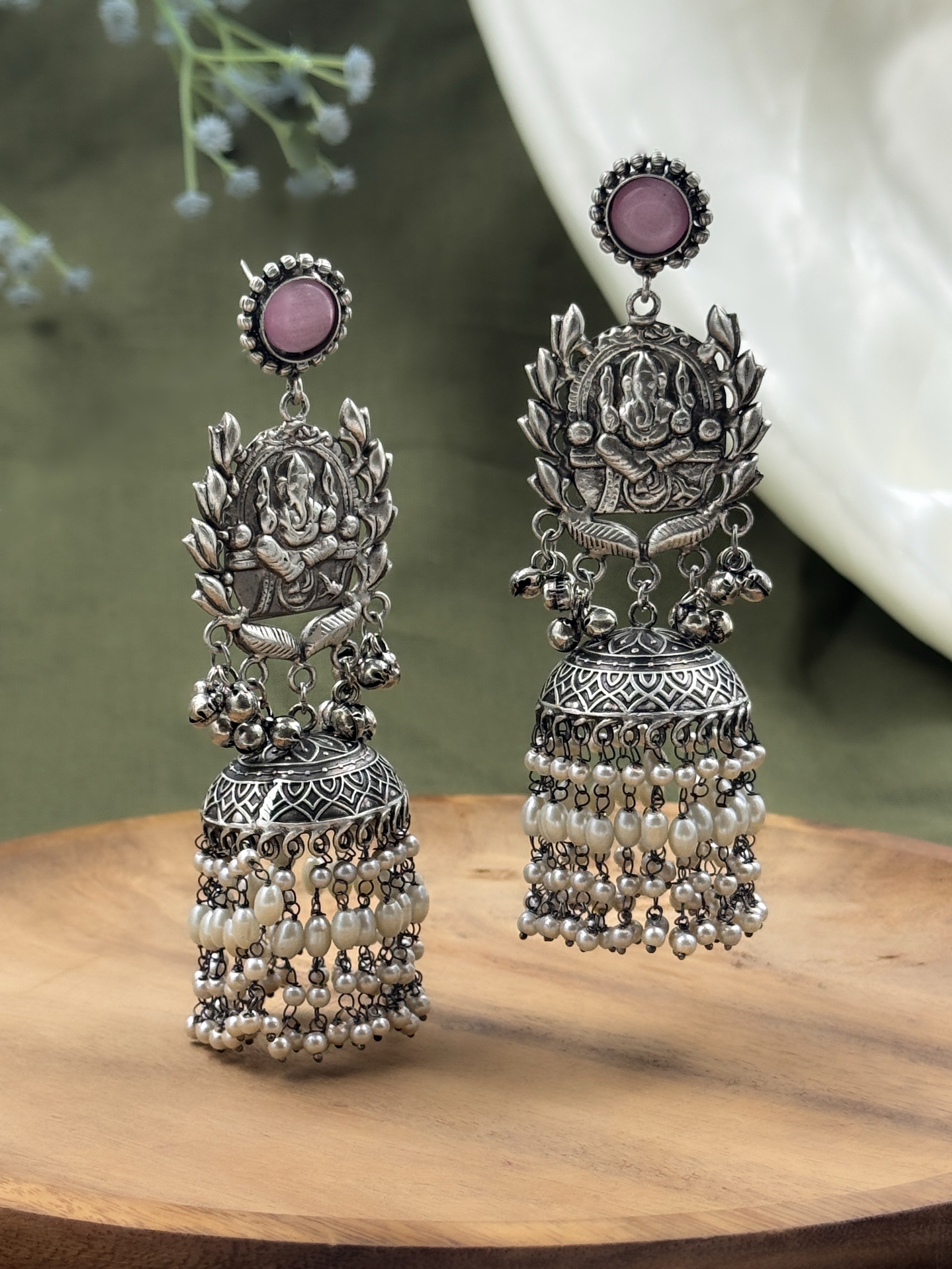 KIRTI HANDMADE EARRING