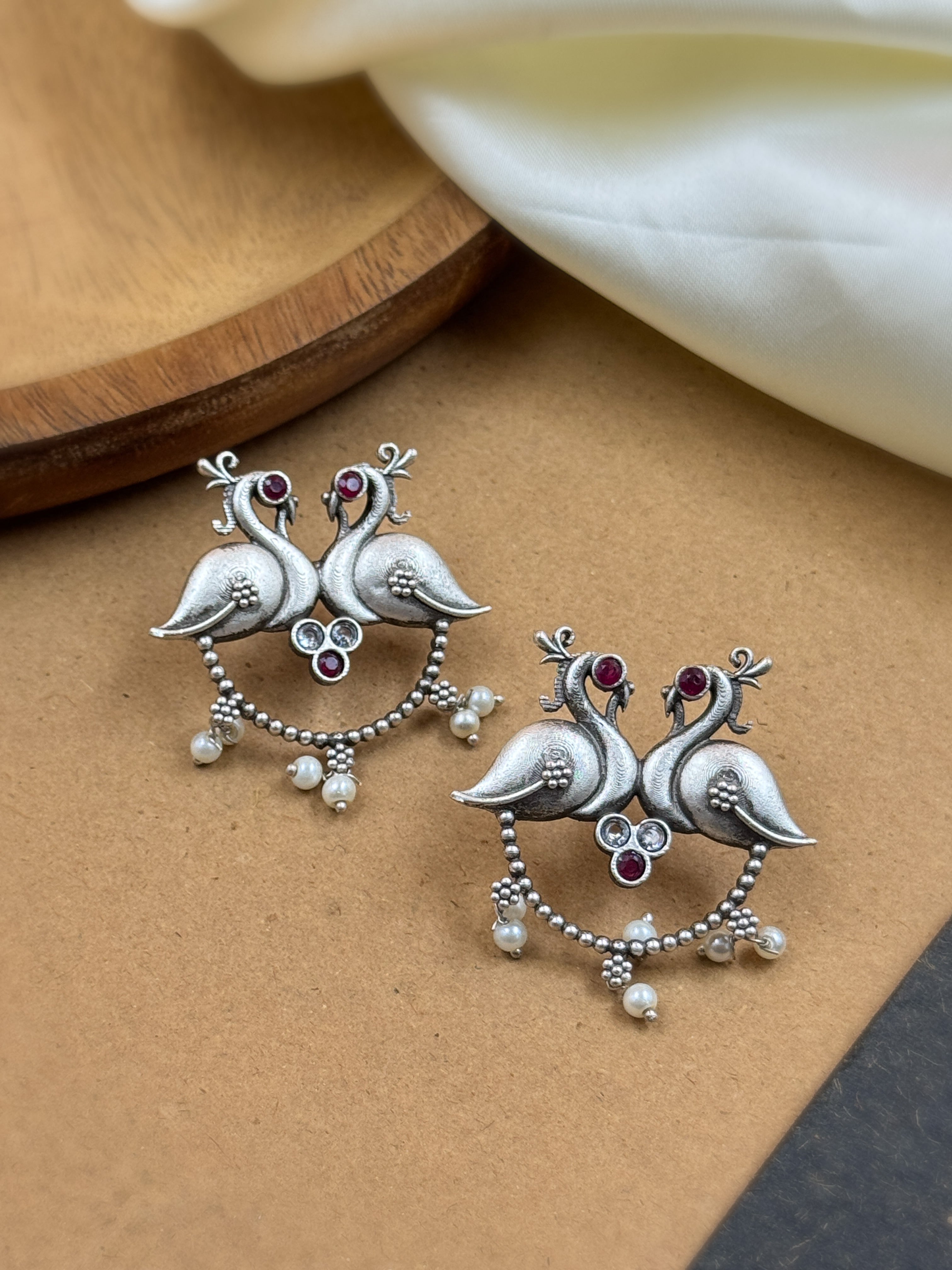 RUHI OXIDISED STUD EARRINGS