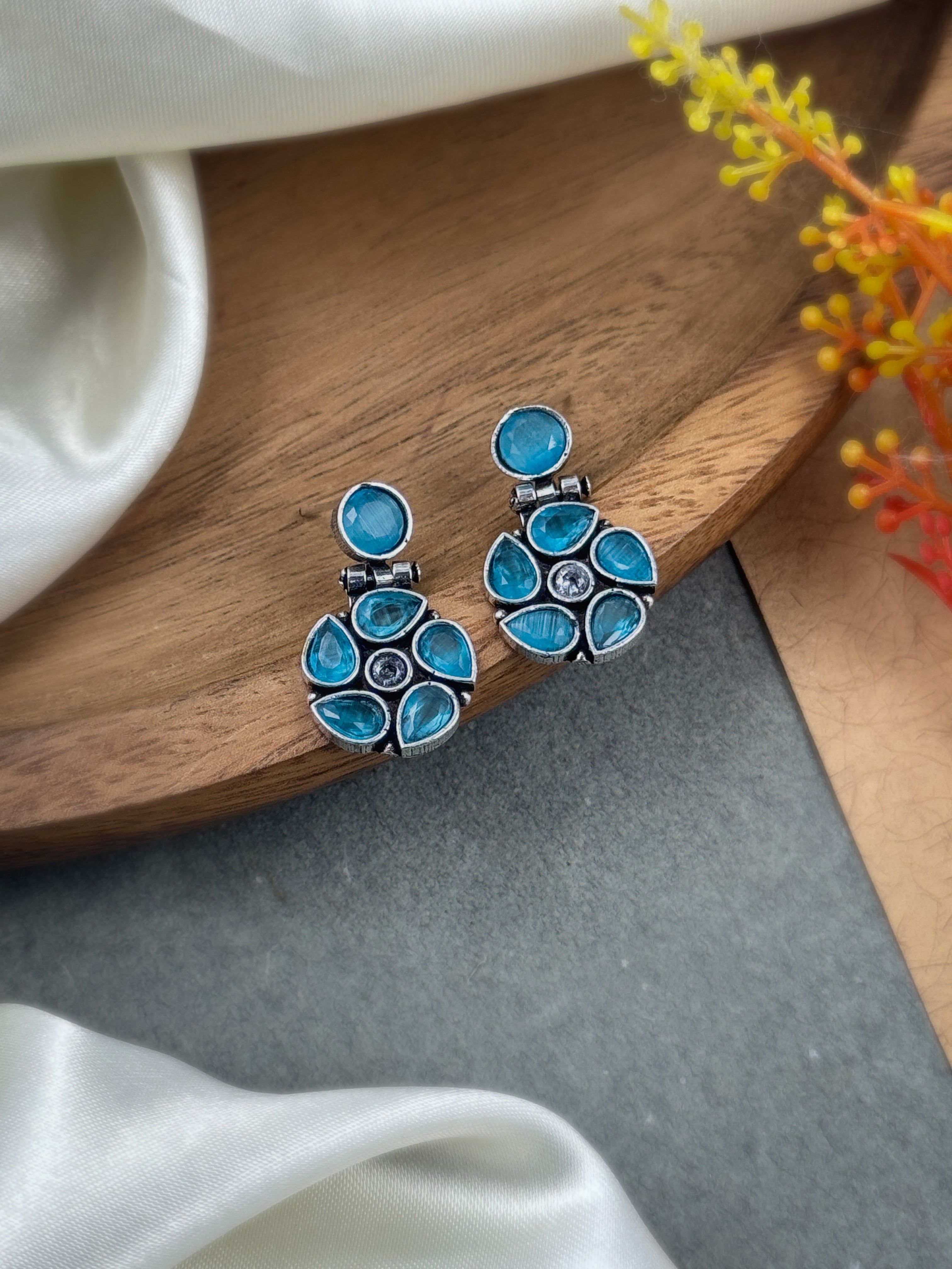 KIRTI OXIDISED STONE EARRINGS