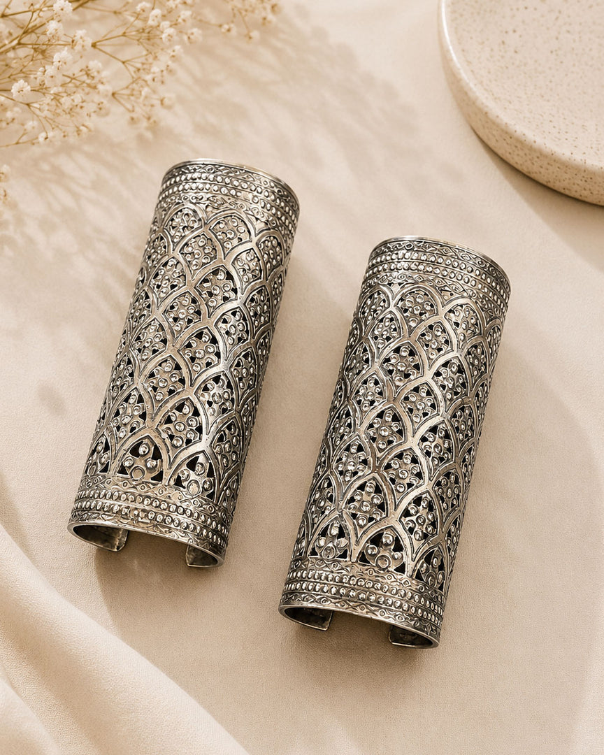 Shimini Long Brass Kada