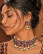 Load image into Gallery viewer, Kriti Stone Necklace Set