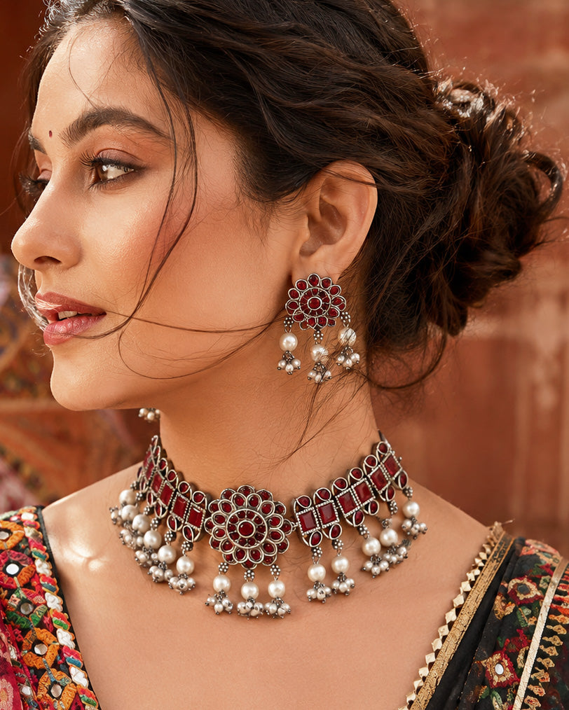 Harini Stone Necklace Set