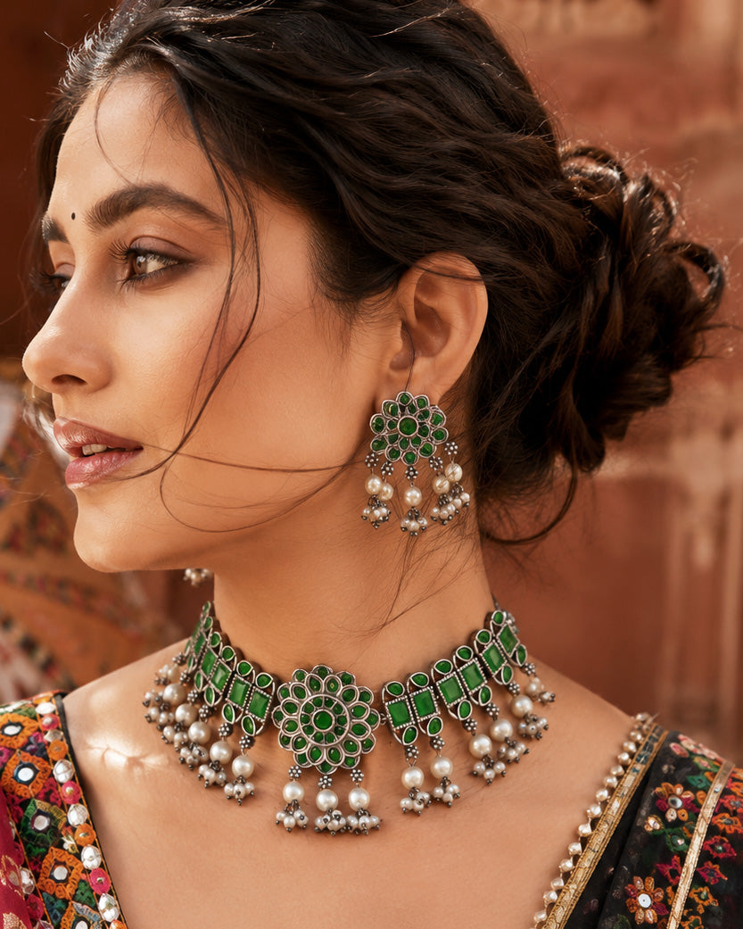 Harini Stone Necklace Set