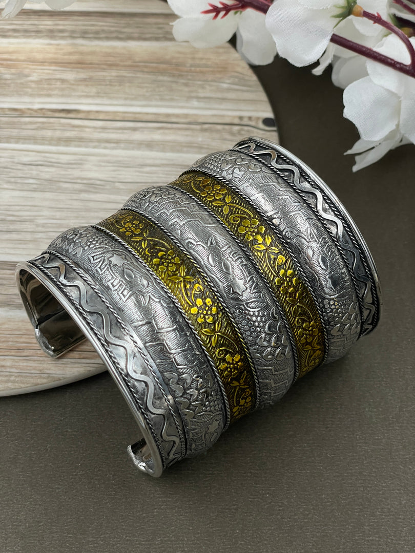 Vaishnavi Mala Jewellery Set