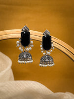 Load image into Gallery viewer, Mihika Jhumka Earrings