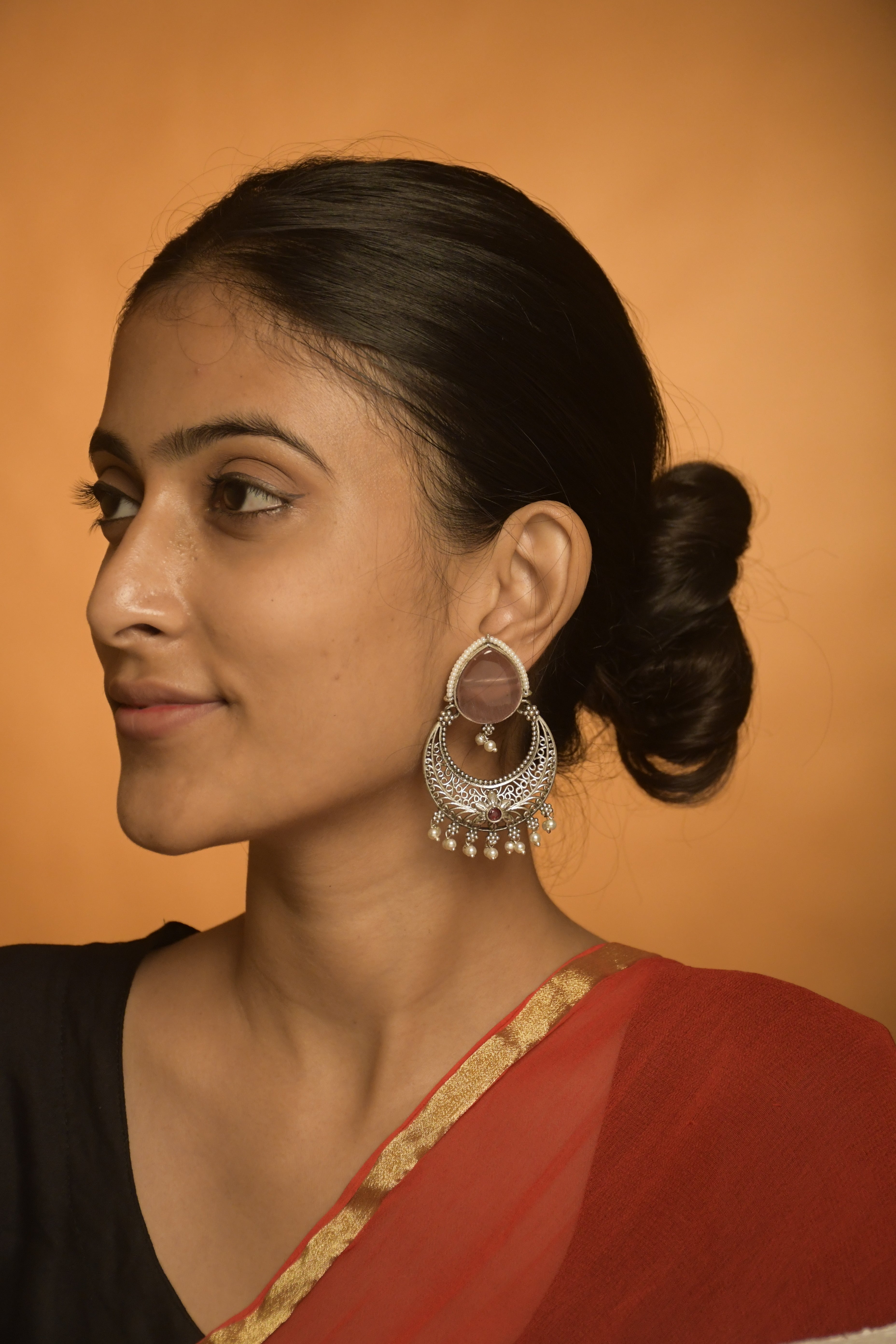 NIYA STONE DANGLER EARRINGS