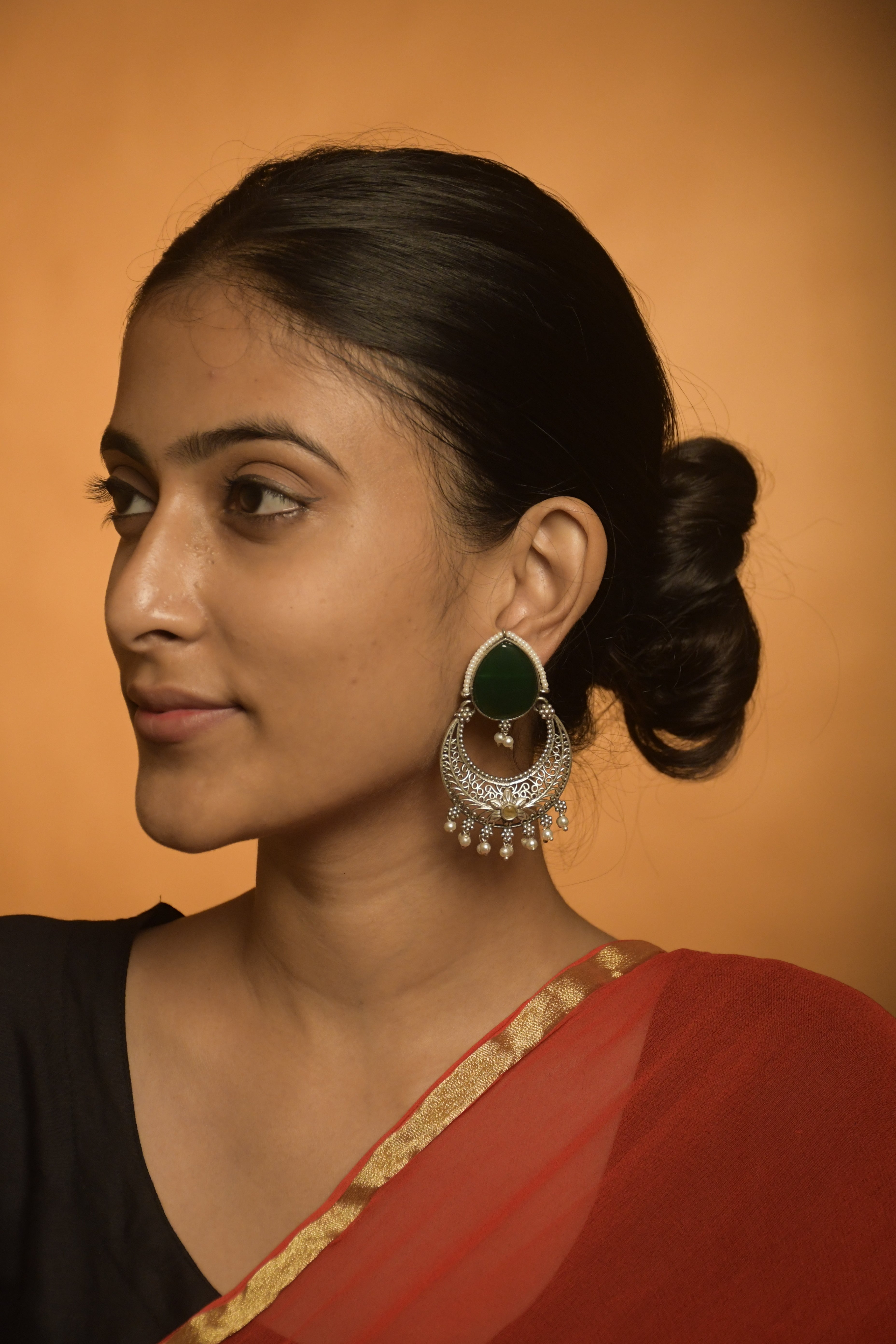 NIYA STONE DANGLER EARRINGS