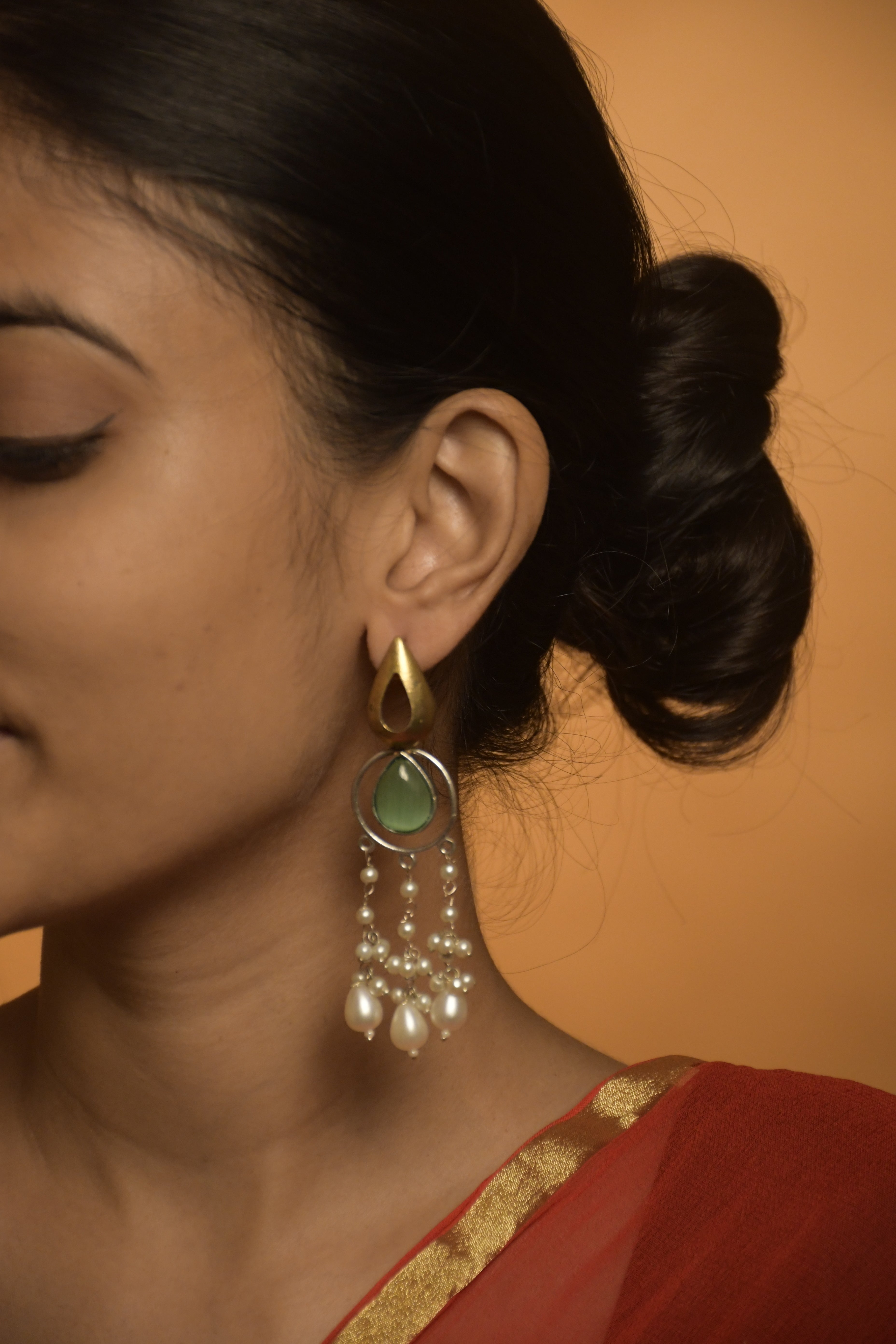 Noir Pearl Dangler Earrings