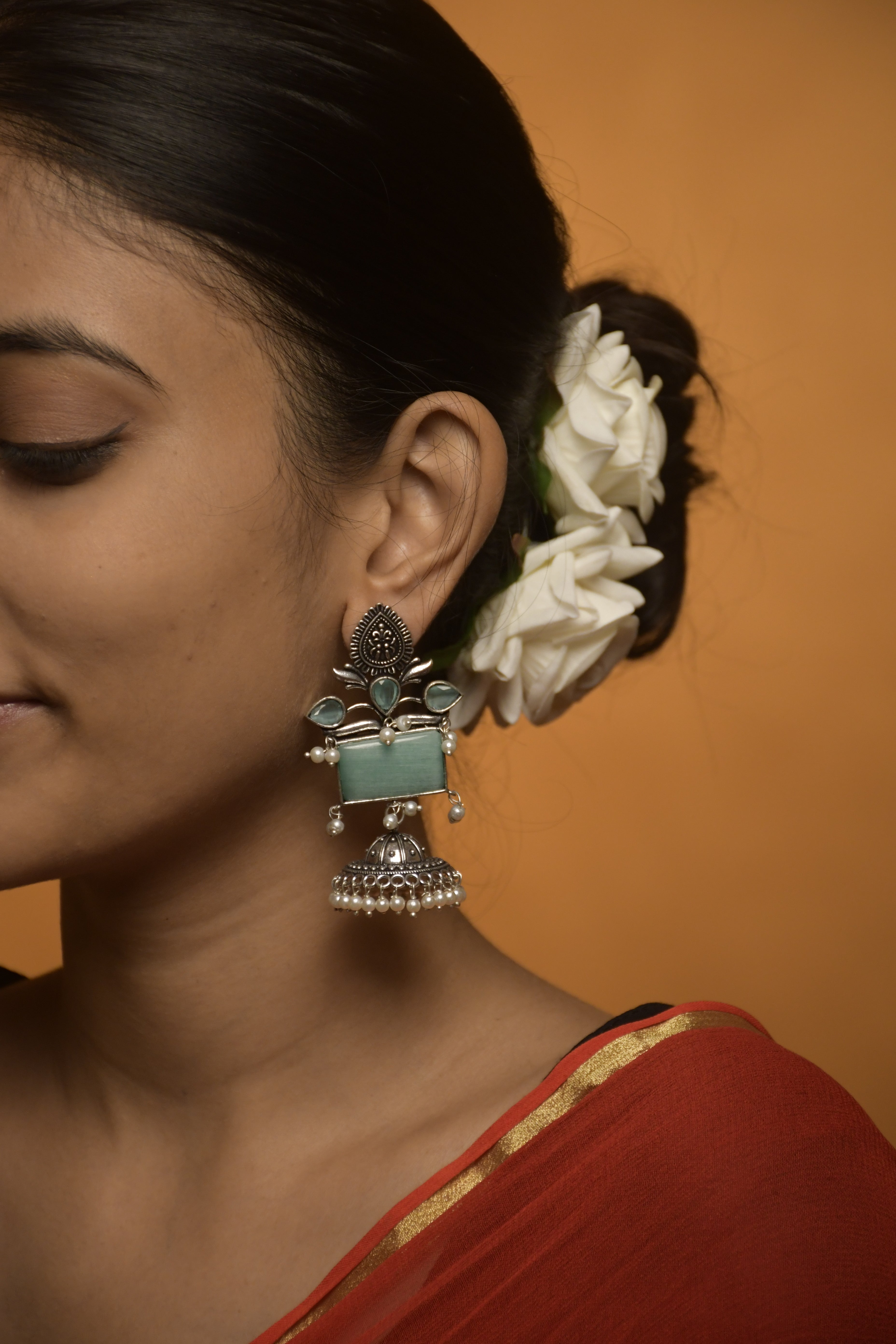 Noor Stone Jhumka Earrings