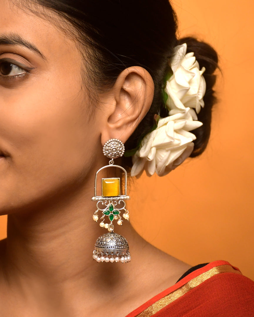 Aanvi Jhumka Earrings