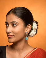 Load image into Gallery viewer, Mihira Golden Earrings