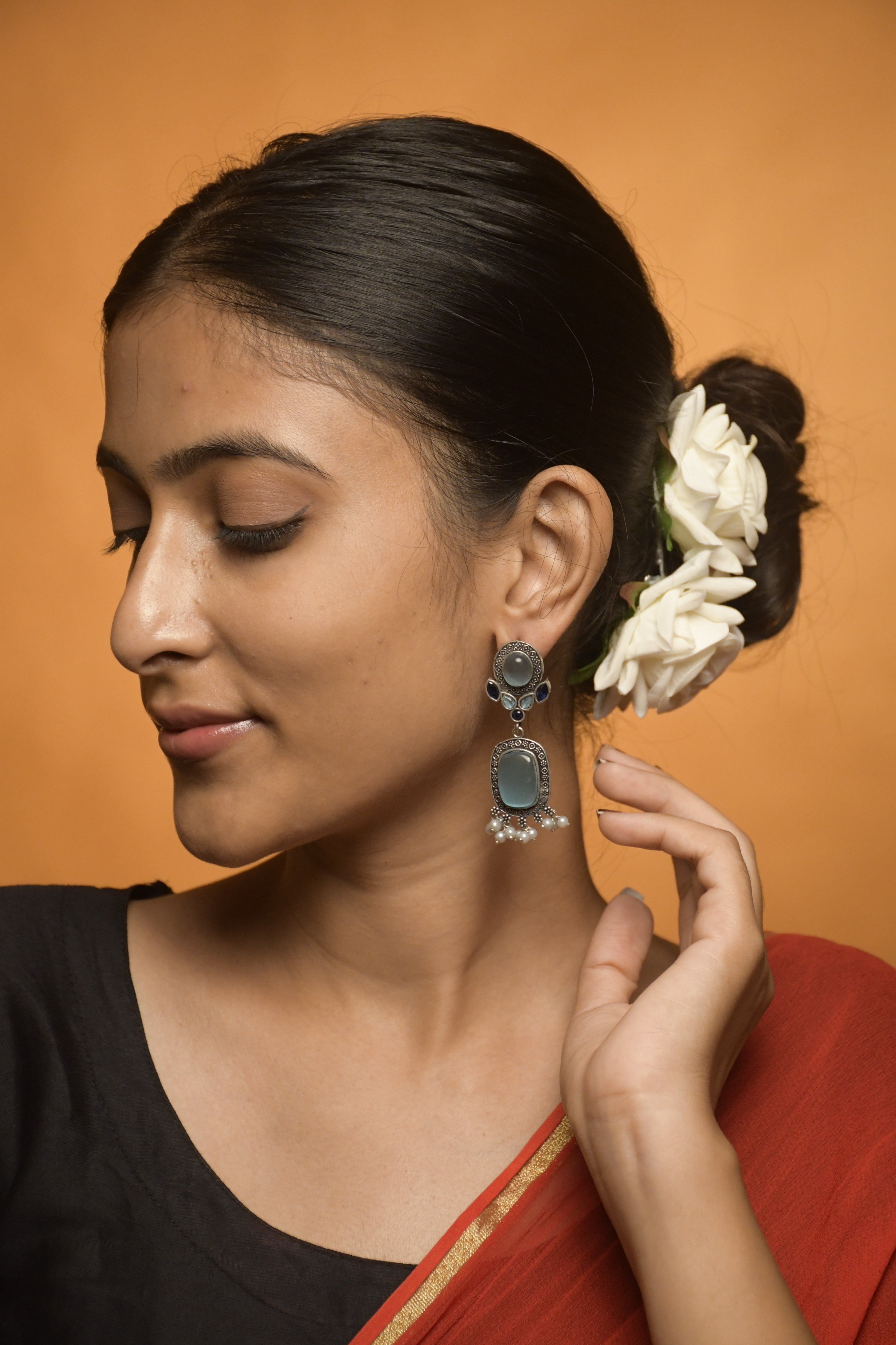 ANANYA STONE DANGLER EARRINGS