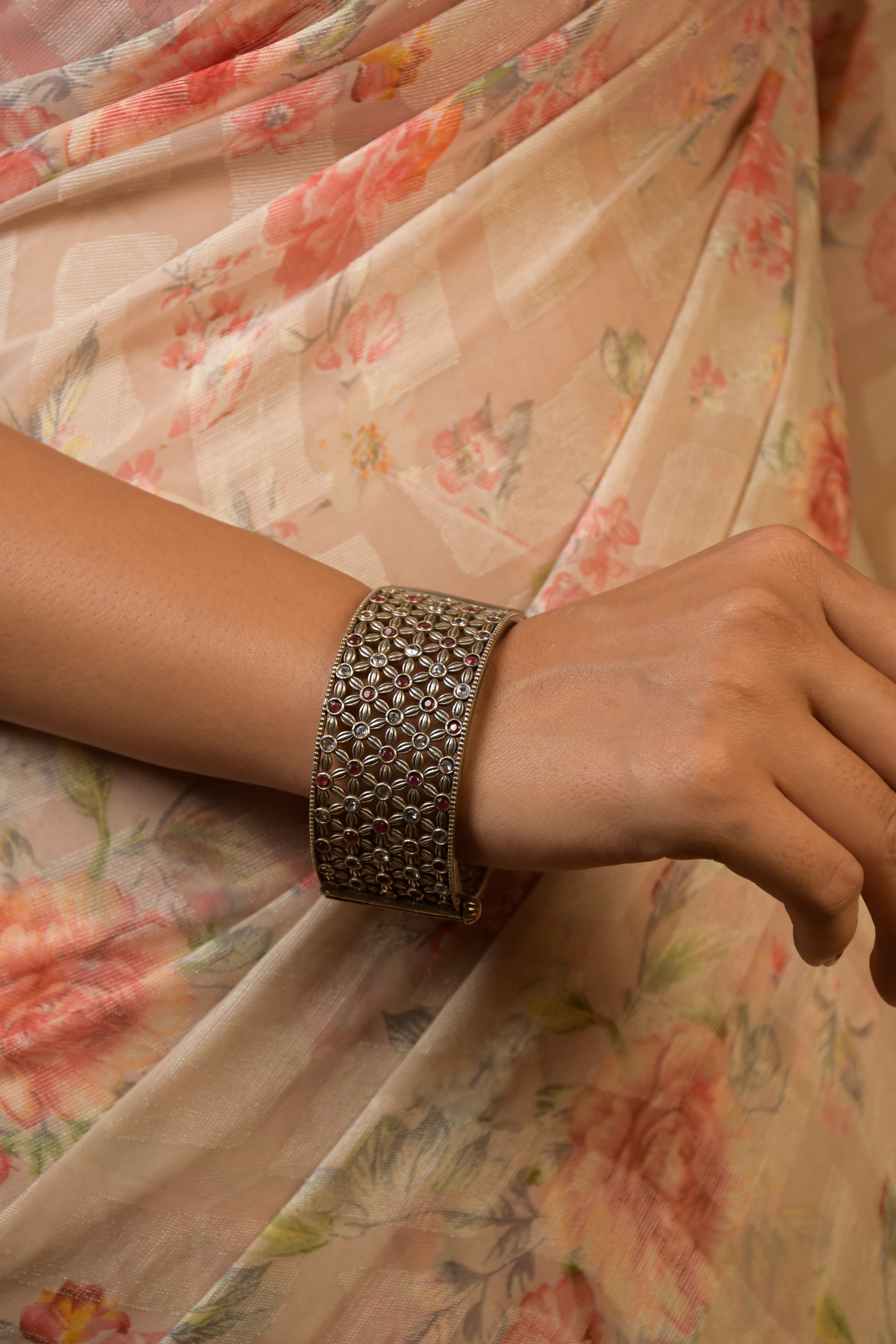 Kanvika Silver Lookalike Stone Bangles