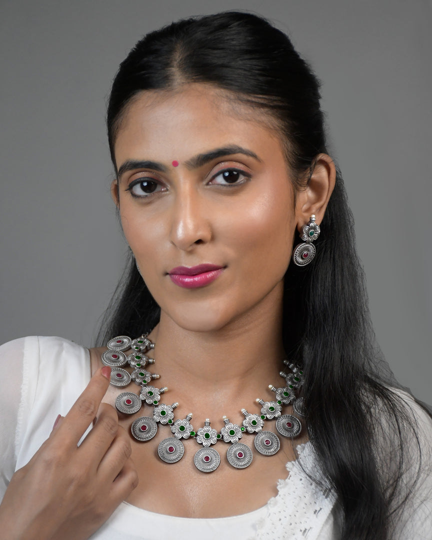 Nitya Stone Necklace Set